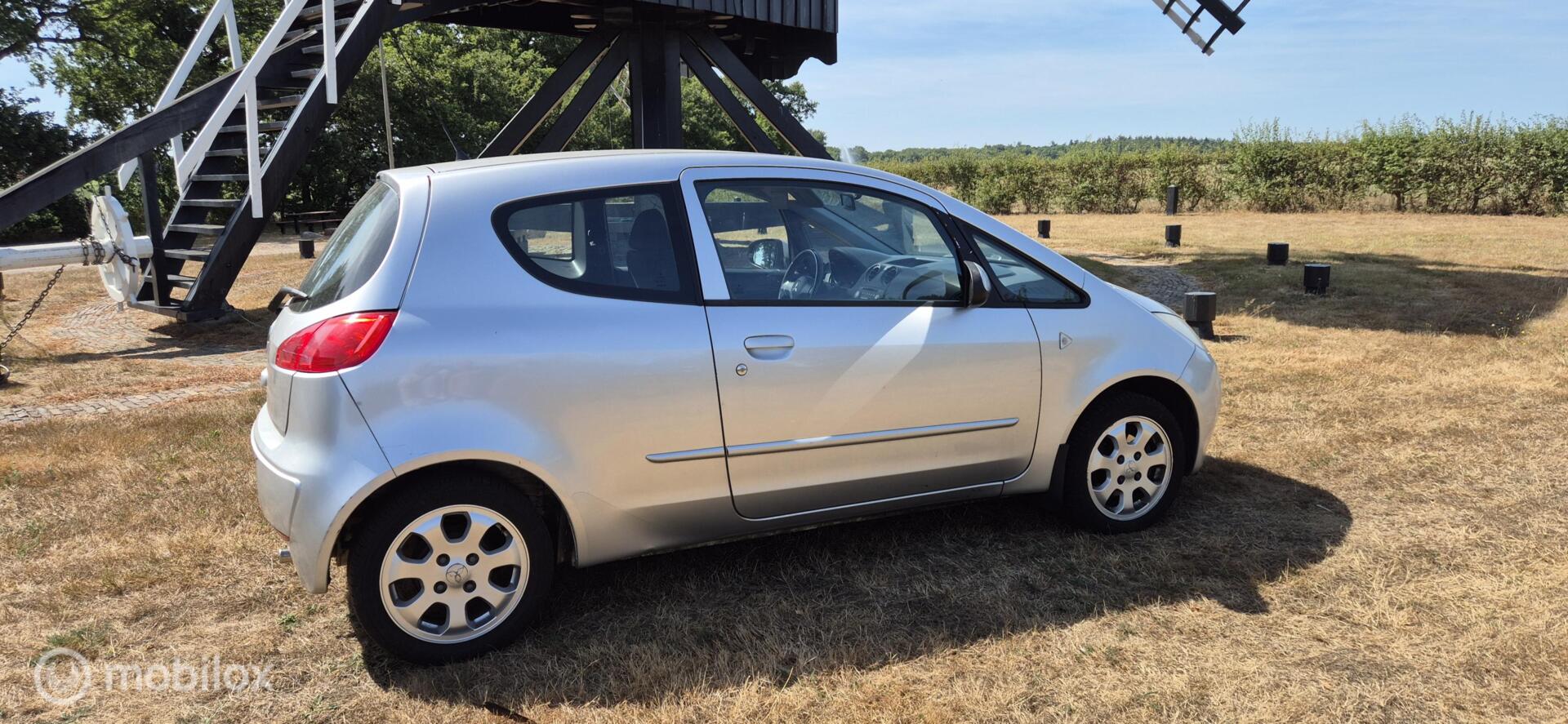 Foto van Mitsubishi Mitsubishi Colt