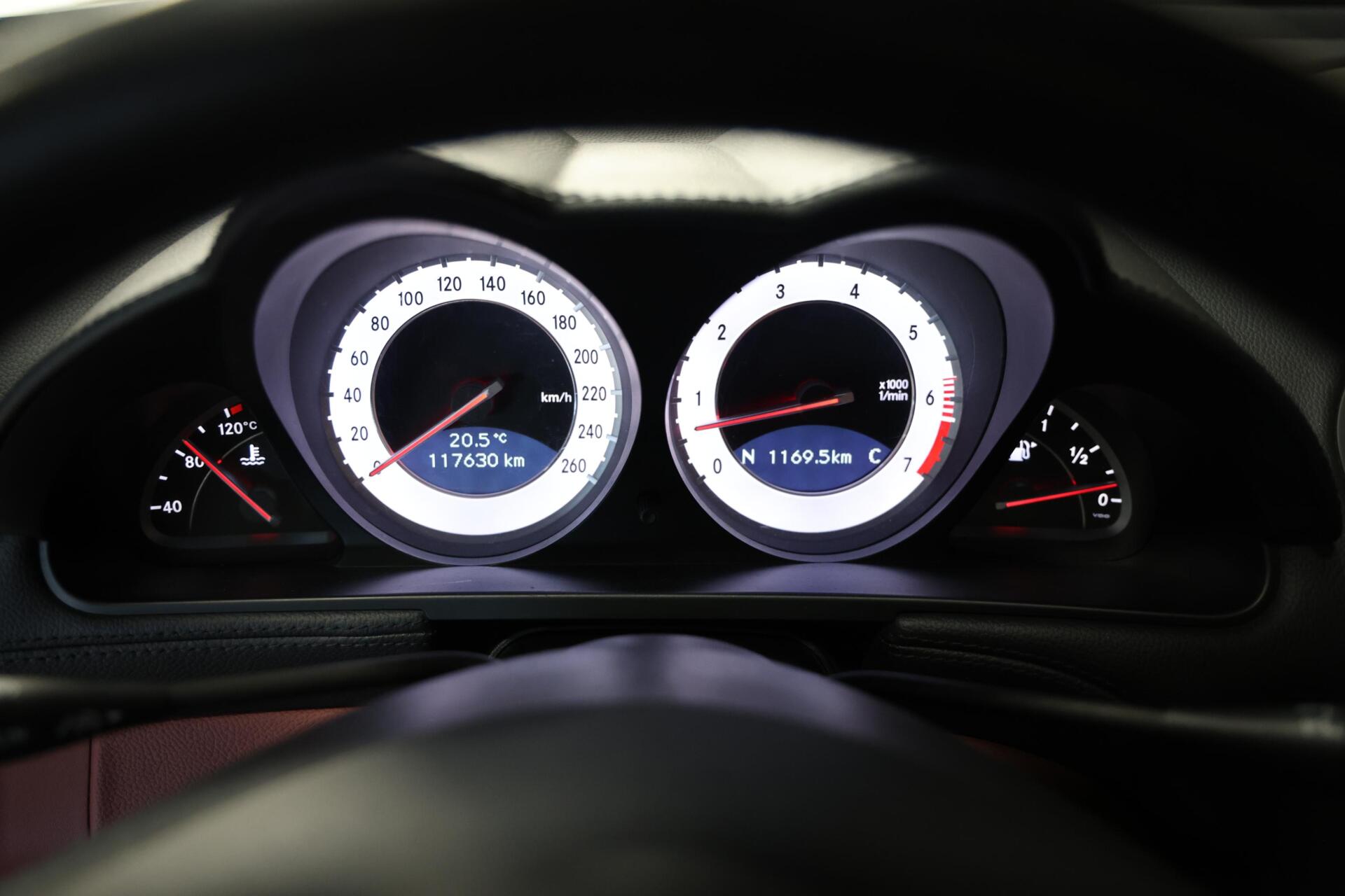 Foto van Mercedes-Benz SL 500