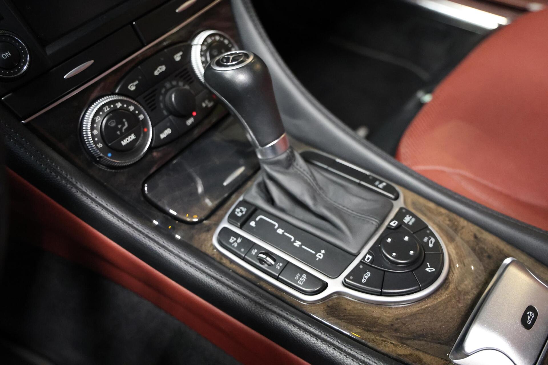 Foto van Mercedes-Benz SL 500