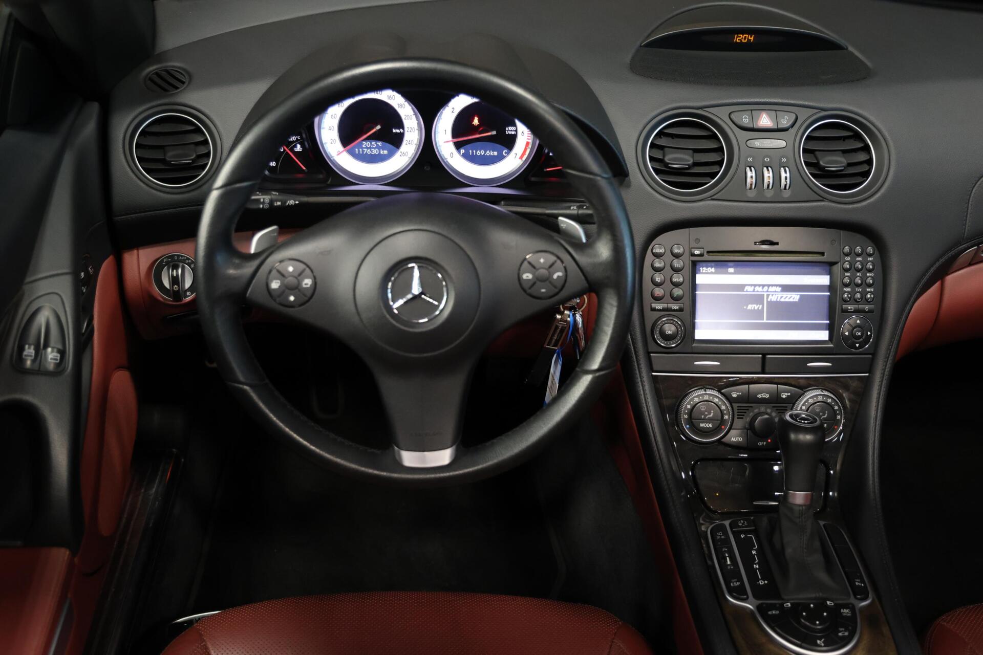 Foto van Mercedes-Benz SL 500
