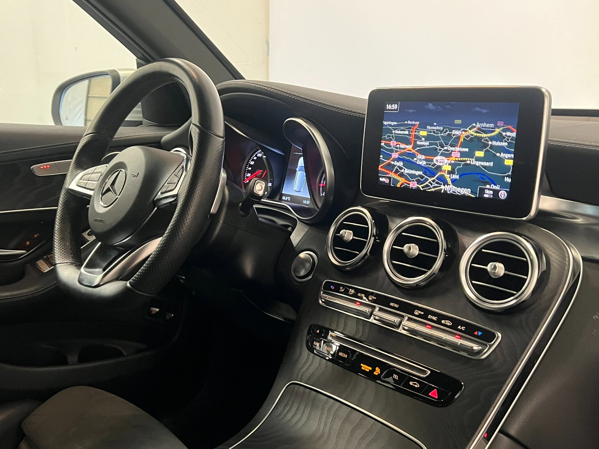 Foto van Mercedes-Benz GLC 250 4Matic