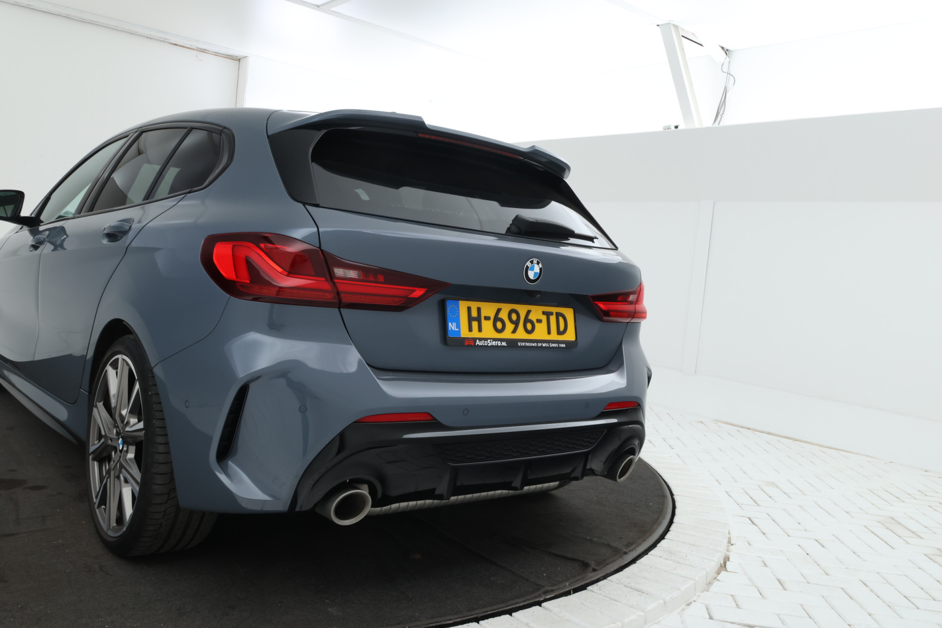 Foto van BMW M135i xDrive