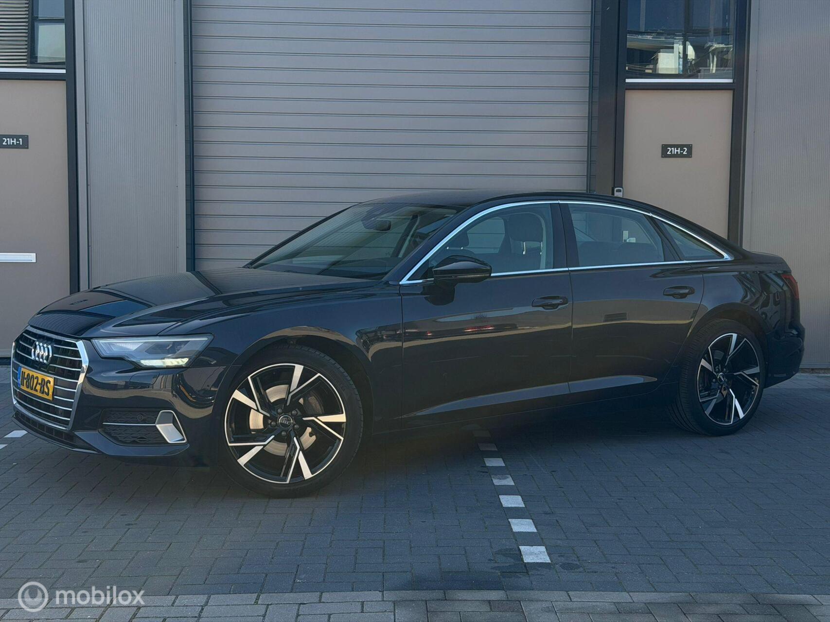 Audi A6 Limousine 45 TFSI Sport Memory / StoelV / Key / LED 2020 - voorkant