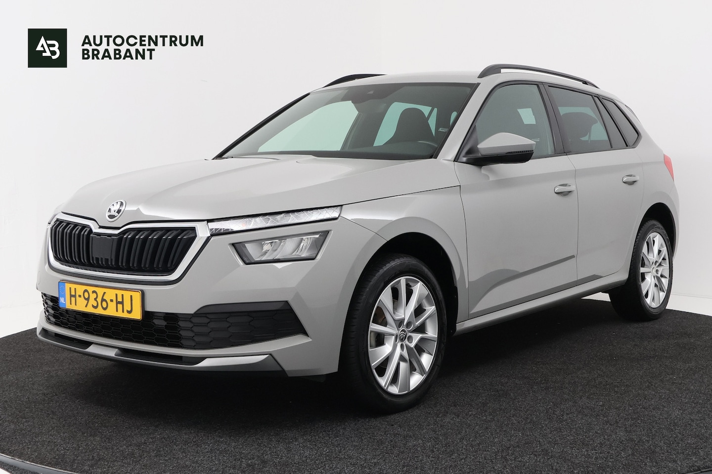 Skoda Kamiq 1.0 TSI Sport Business (PARKEERSENSOREN, CRUISE CONTROL, BLUETOOTH) 2020 - voorkant