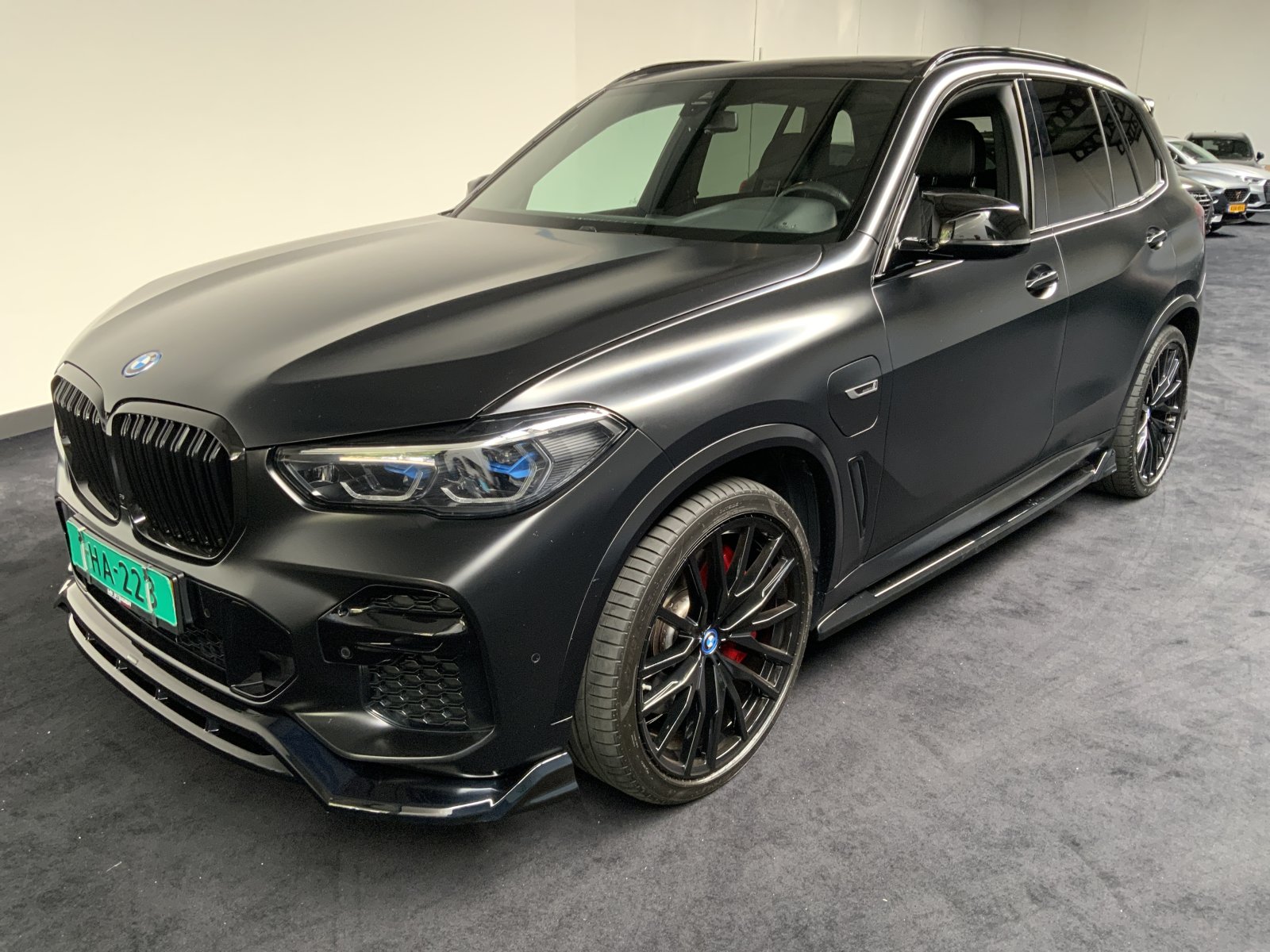 BMW X5 xDrive45e High Exec. 2022 - voorkant