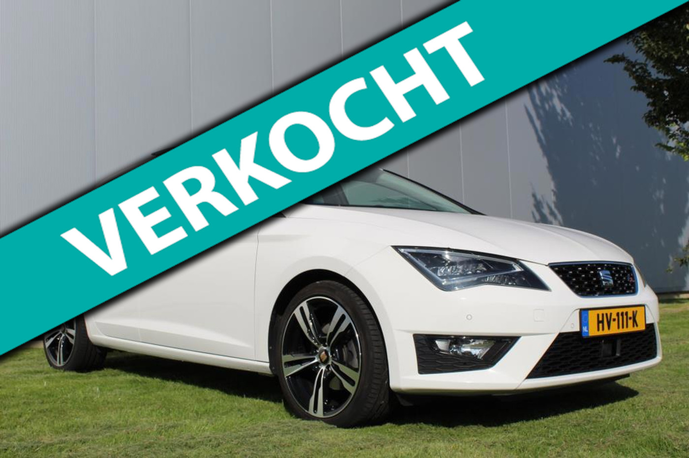 Seat Leon 1.4 TSI FR Connect 150PK ACT Automaat DSG|Panoramdak|Seat sound| ACC|Lane Assist|Alcantara|LED 2016 - voorkant