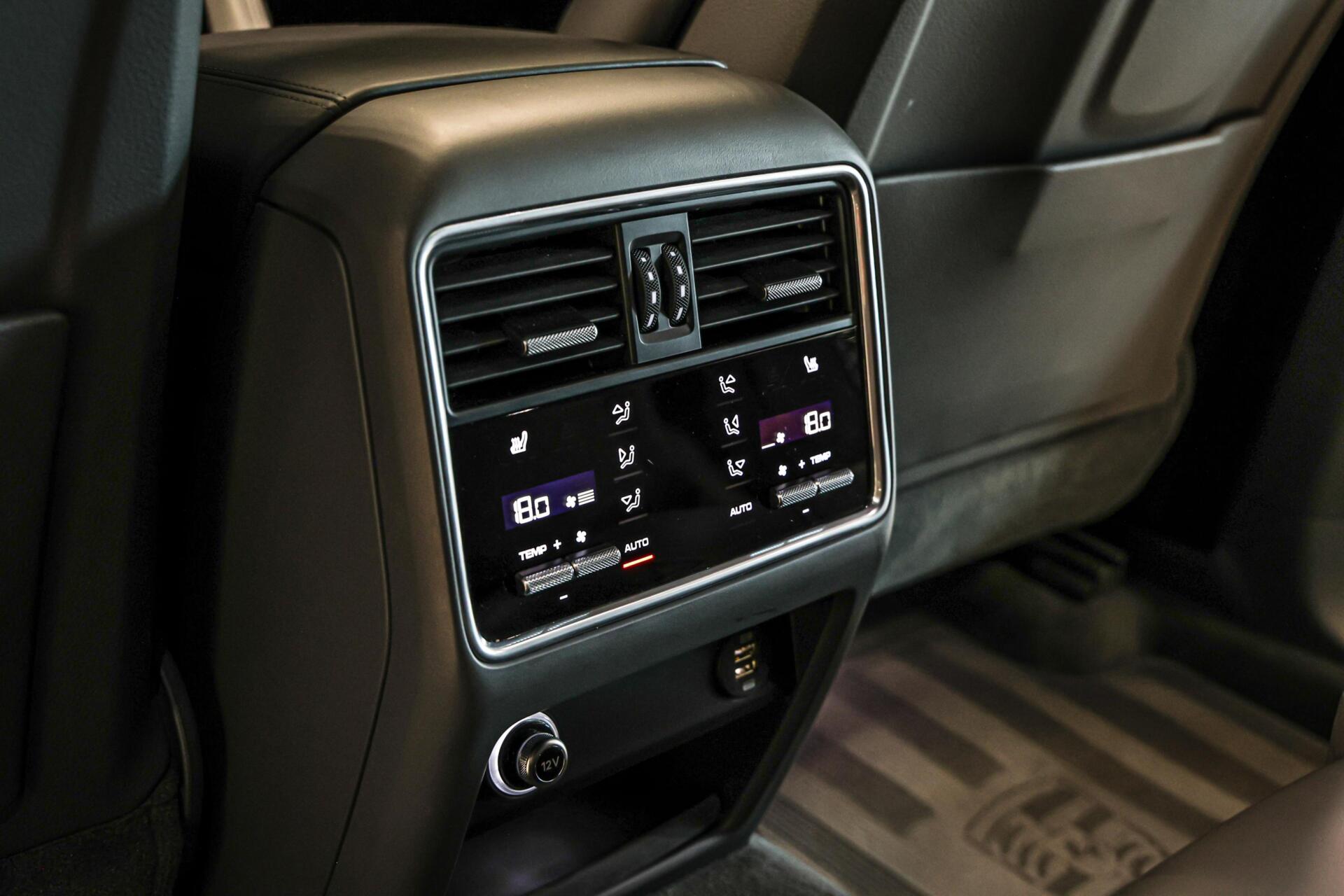 Foto van Porsche Cayenne E-hybrid