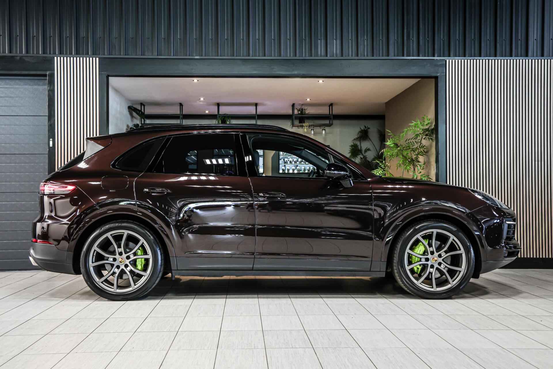 Foto van Porsche Cayenne E-hybrid