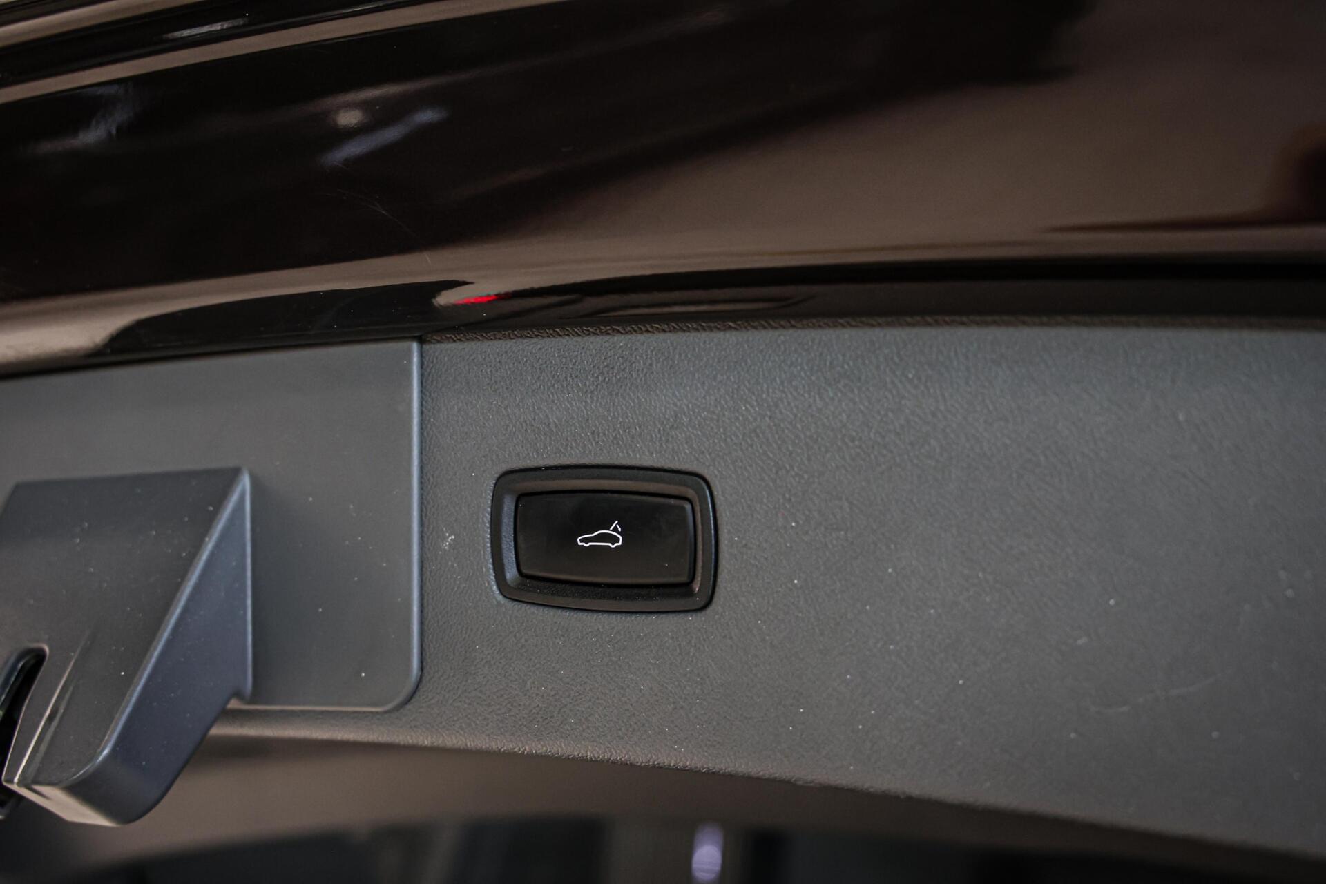 Foto van Porsche Cayenne E-hybrid