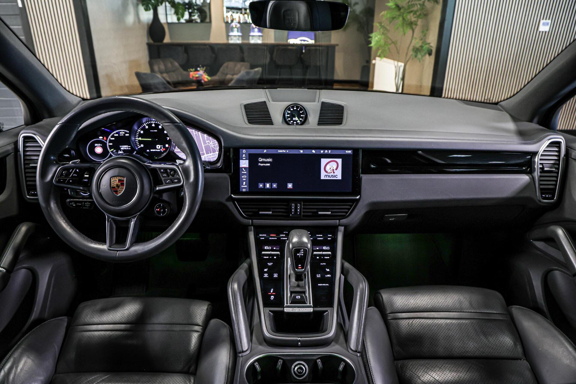 Foto van Porsche Cayenne E-hybrid