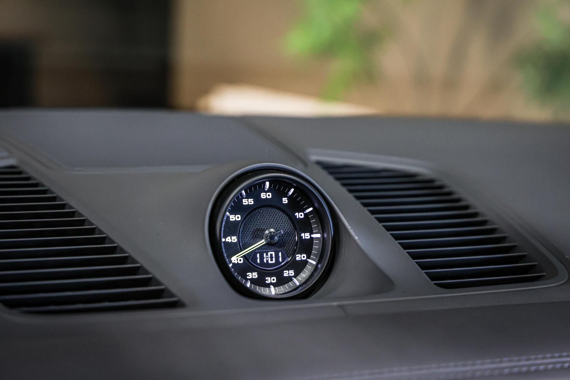 Foto van Porsche Cayenne E-hybrid