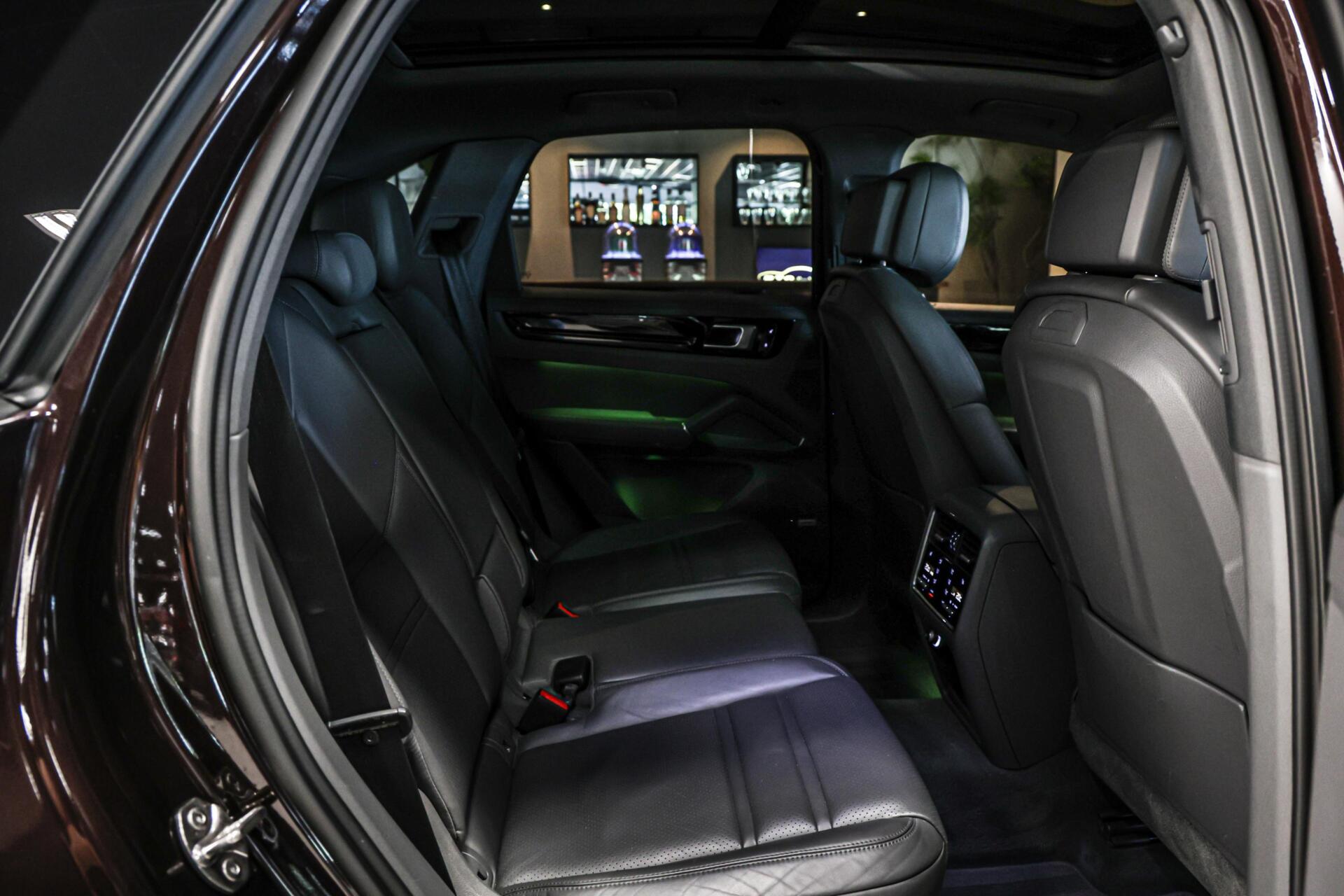 Foto van Porsche Cayenne E-hybrid