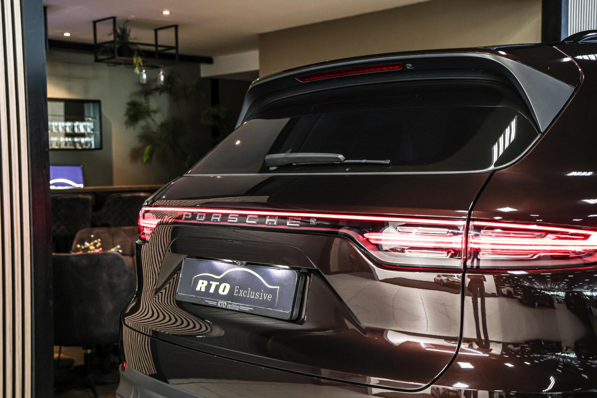 Foto van Porsche Cayenne E-hybrid