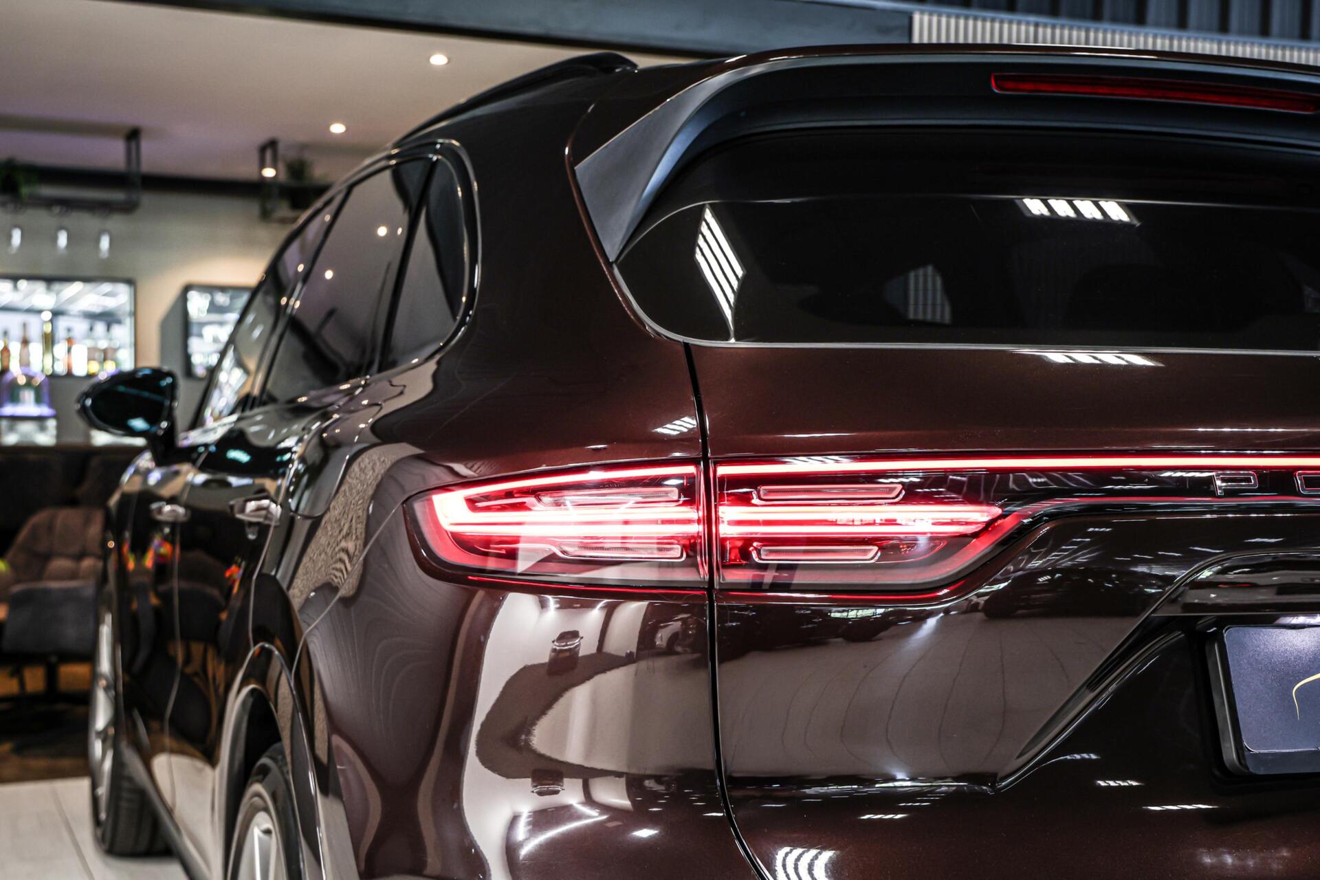 Foto van Porsche Cayenne E-hybrid