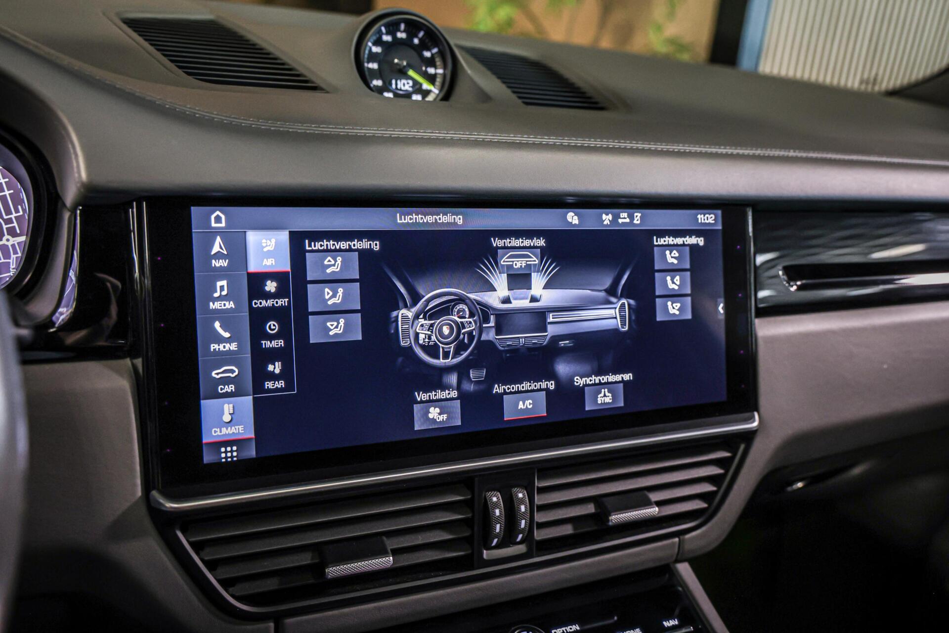 Foto van Porsche Cayenne E-hybrid
