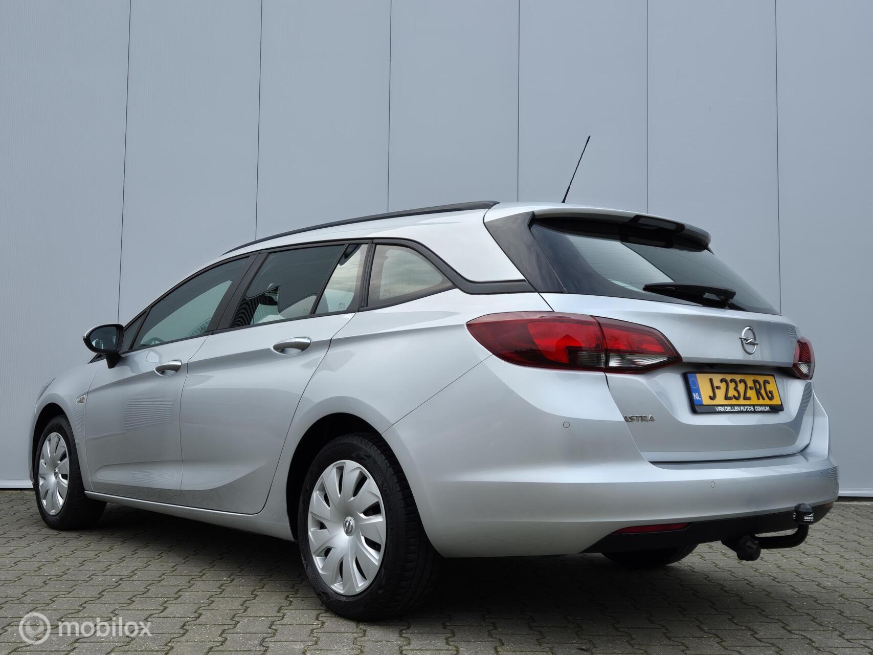 Foto van Opel Astra Sports Tourer