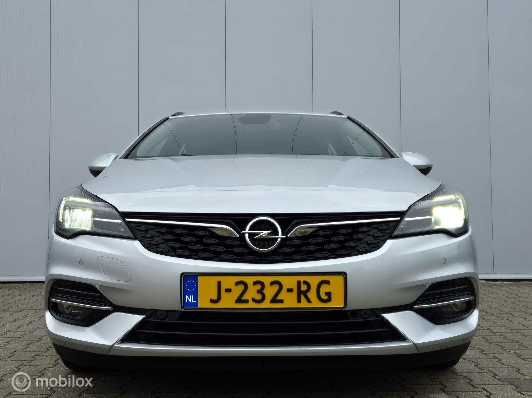 Foto van Opel Astra Sports Tourer