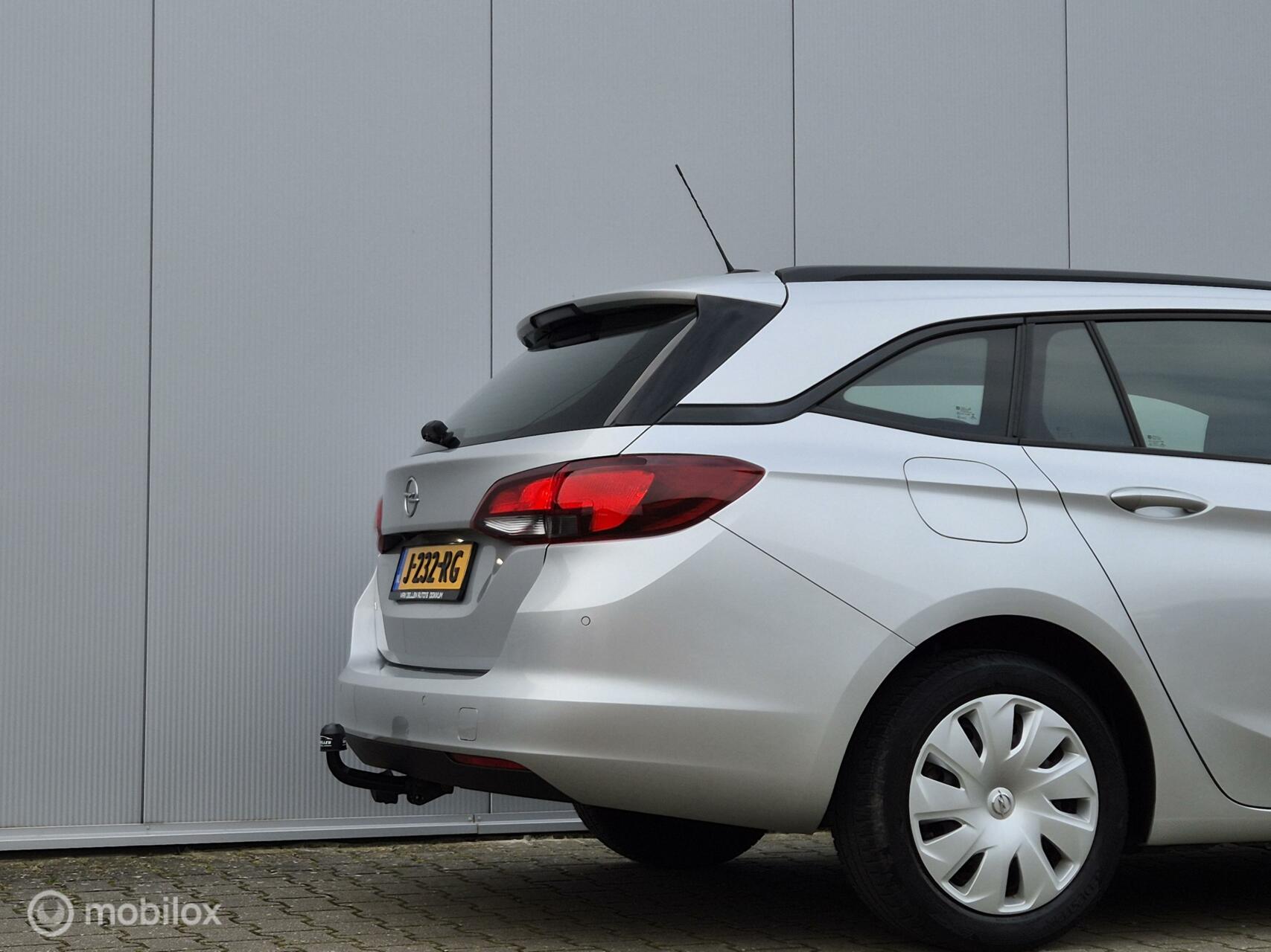 Foto van Opel Astra Sports Tourer