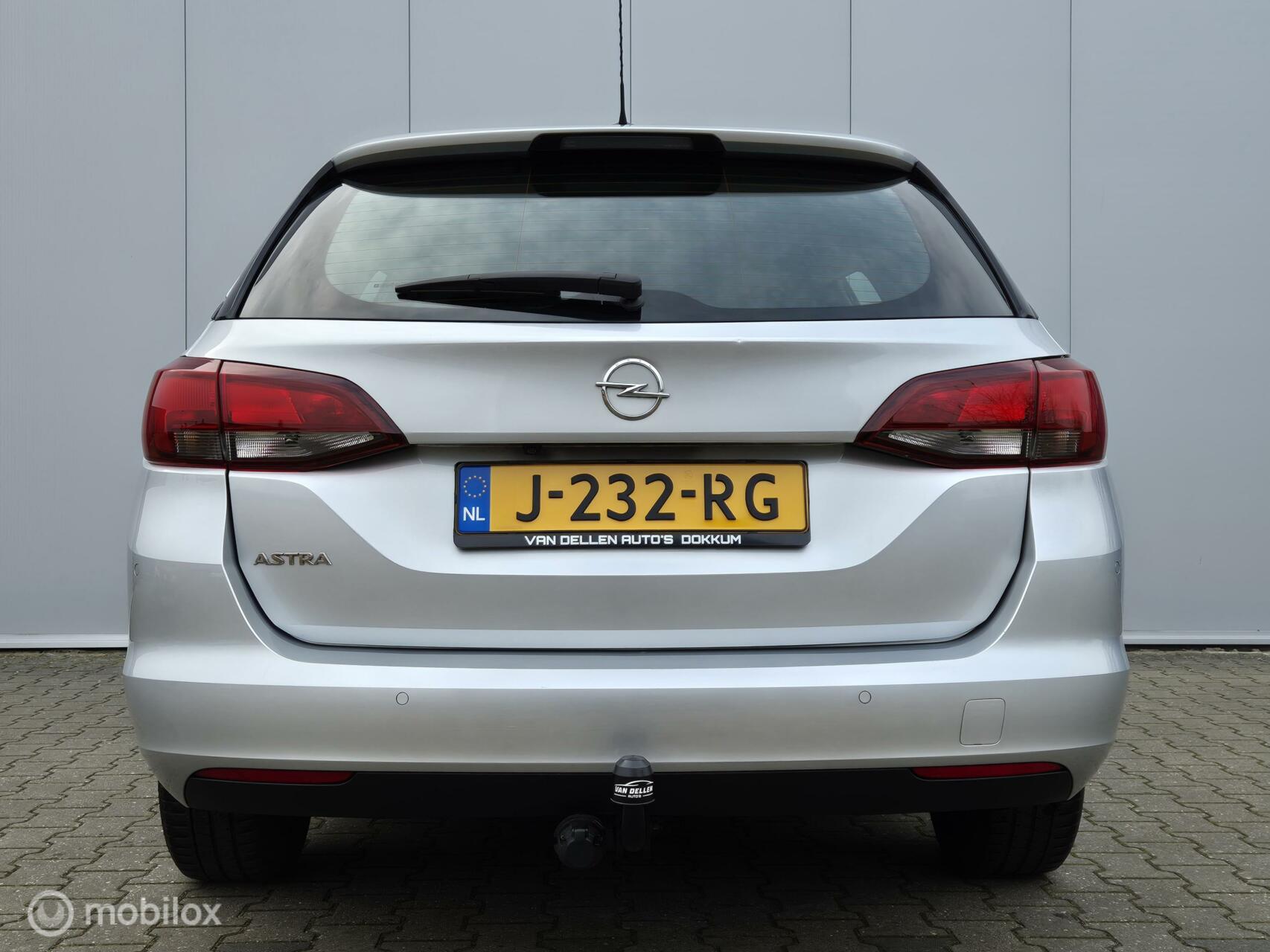 Foto van Opel Astra Sports Tourer