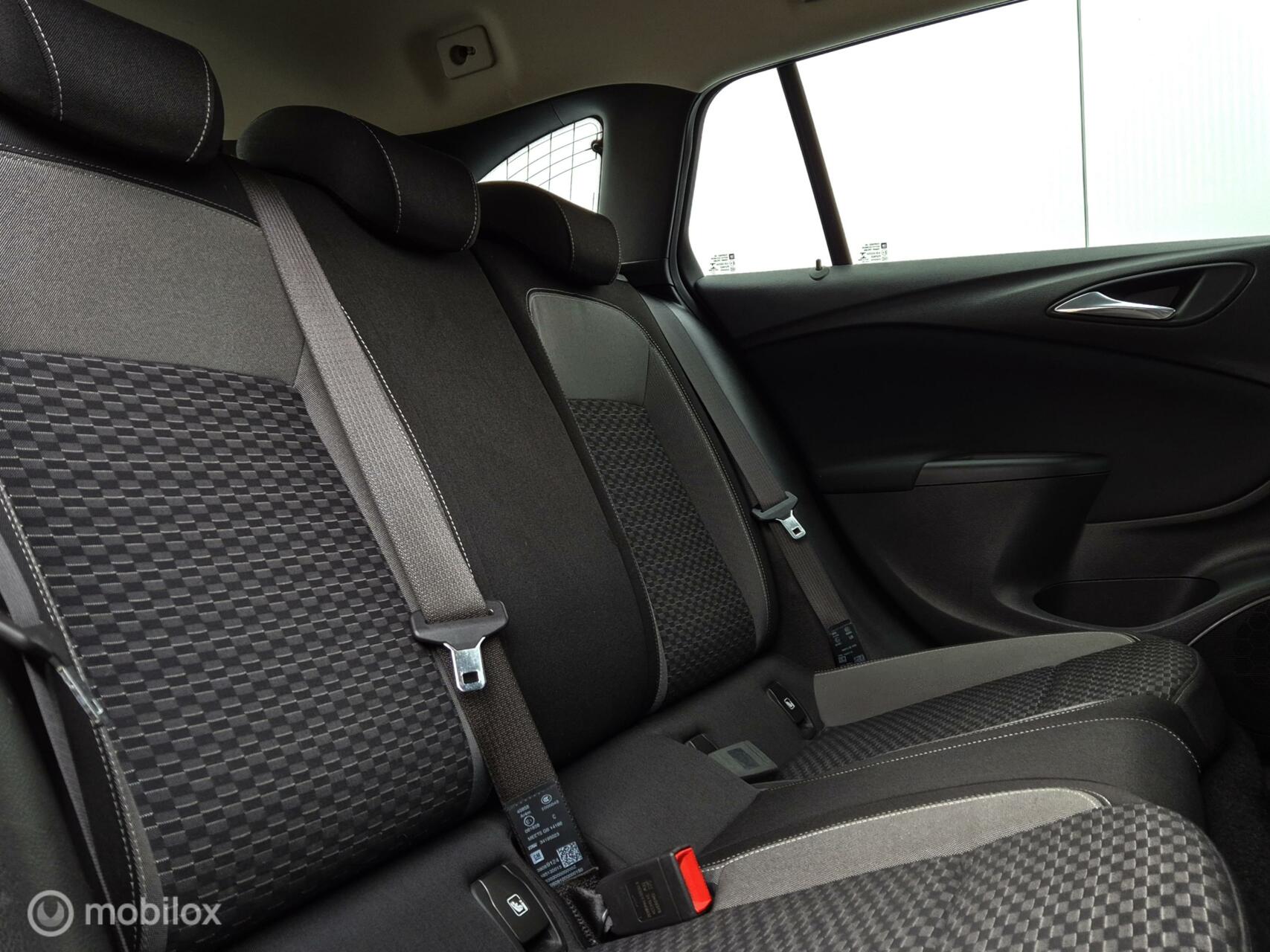 Foto van Opel Astra Sports Tourer