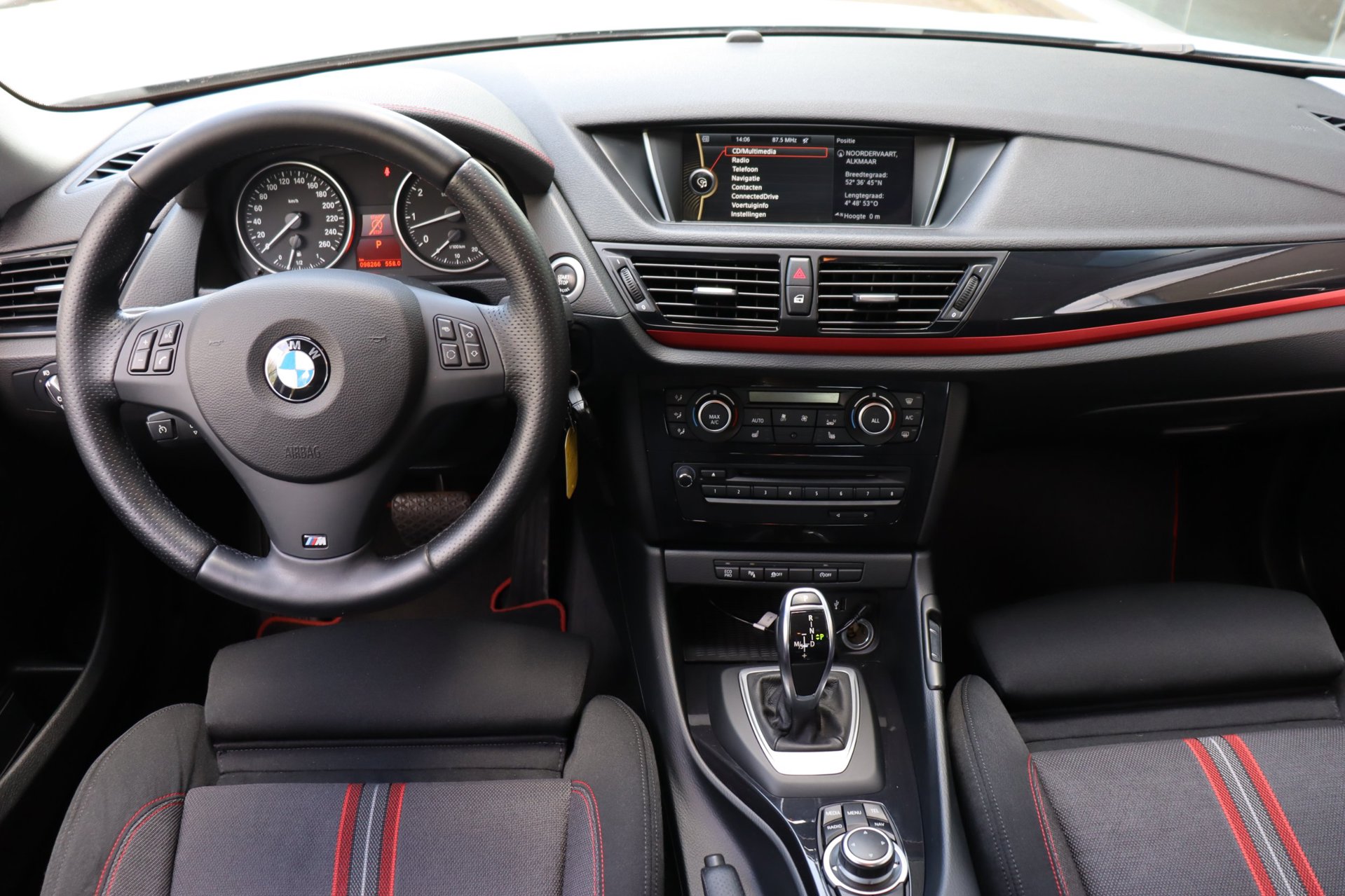 Foto van BMW X1 Sdrive20i
