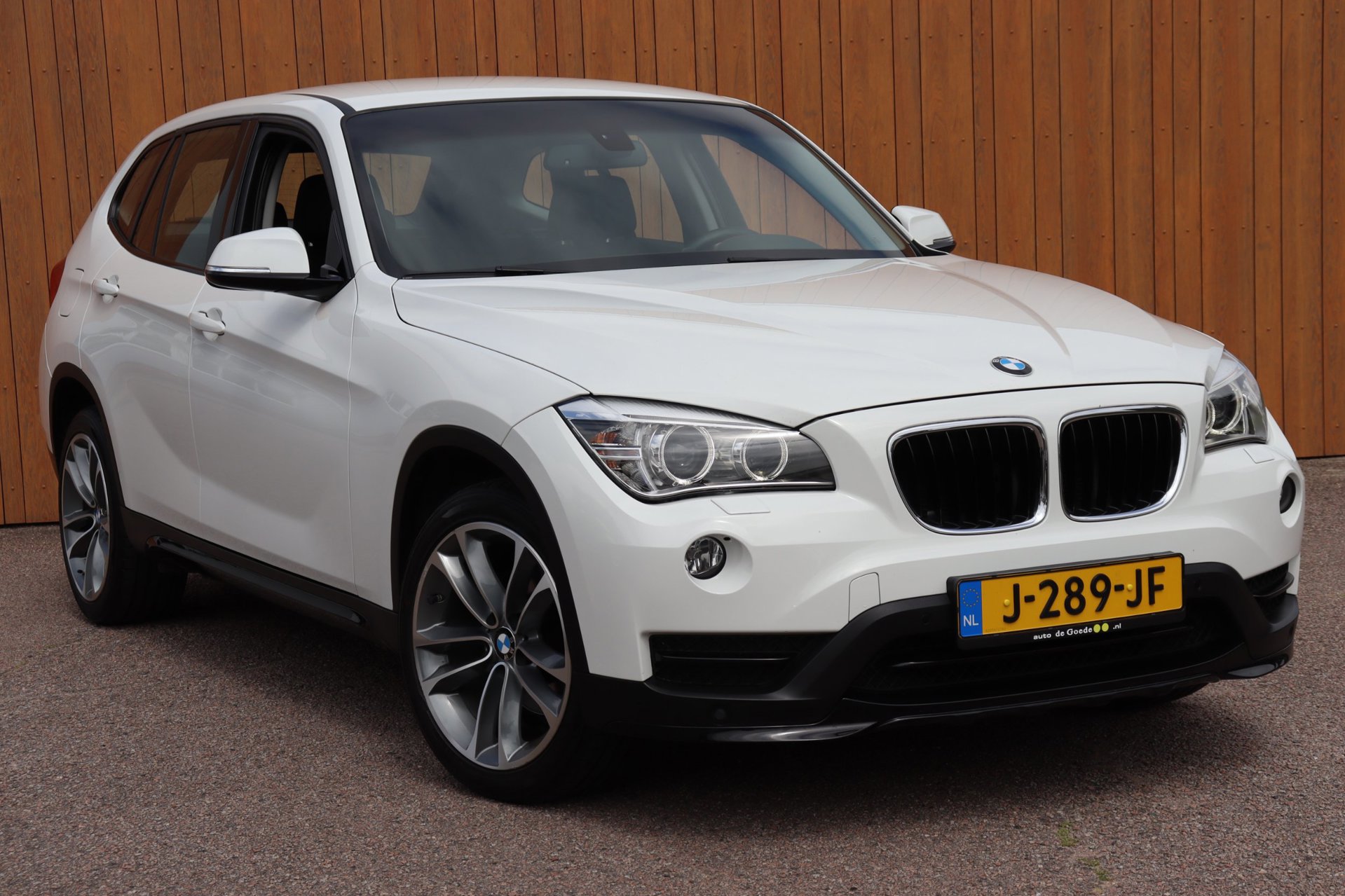Foto van BMW X1 Sdrive20i