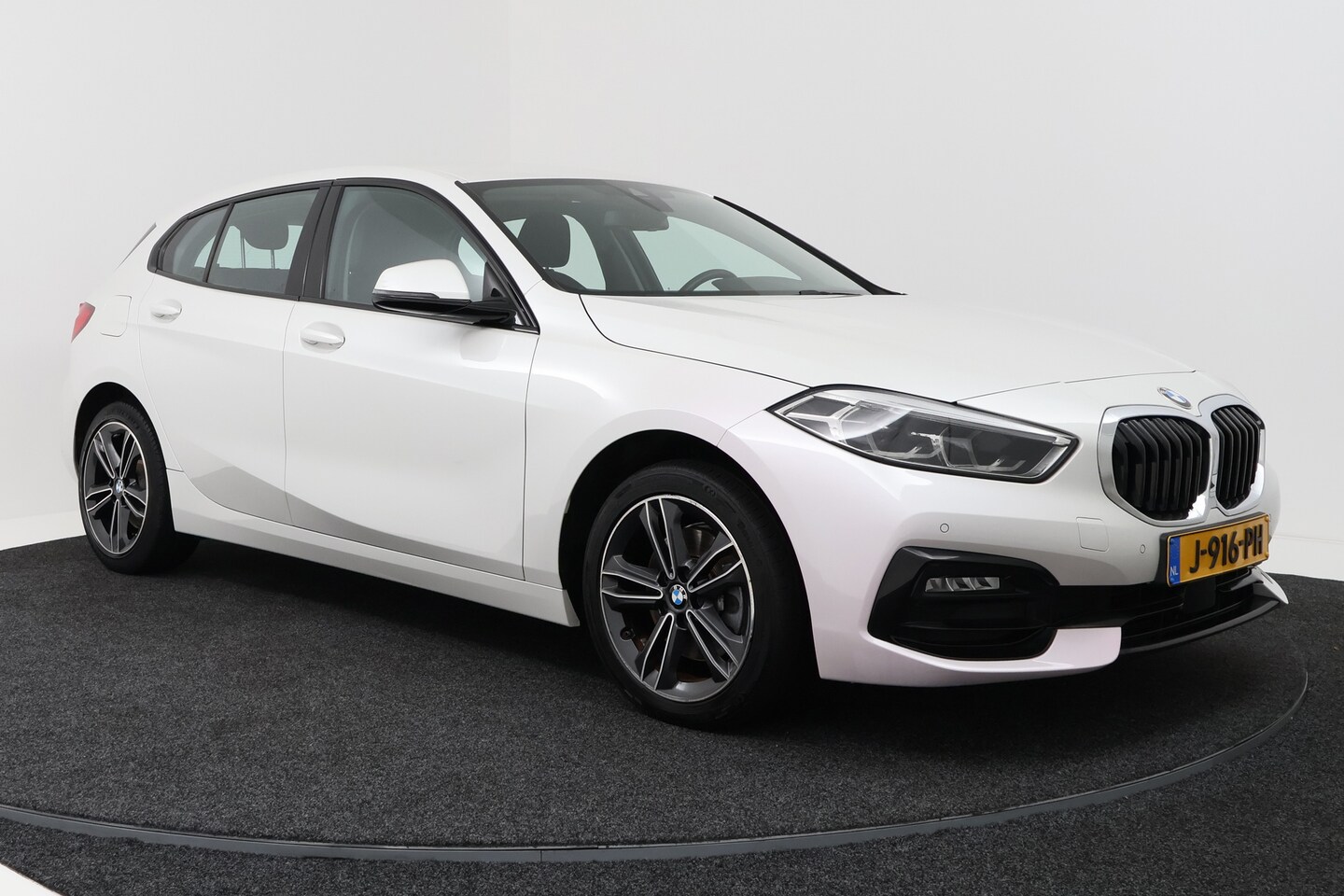 Foto van BMW 118i