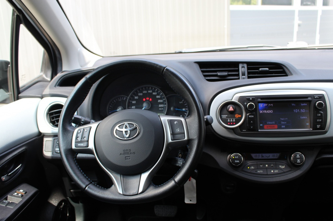 Foto van Toyota Toyota Yaris Hybrid