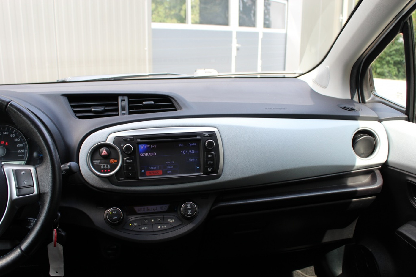 Foto van Toyota Toyota Yaris Hybrid