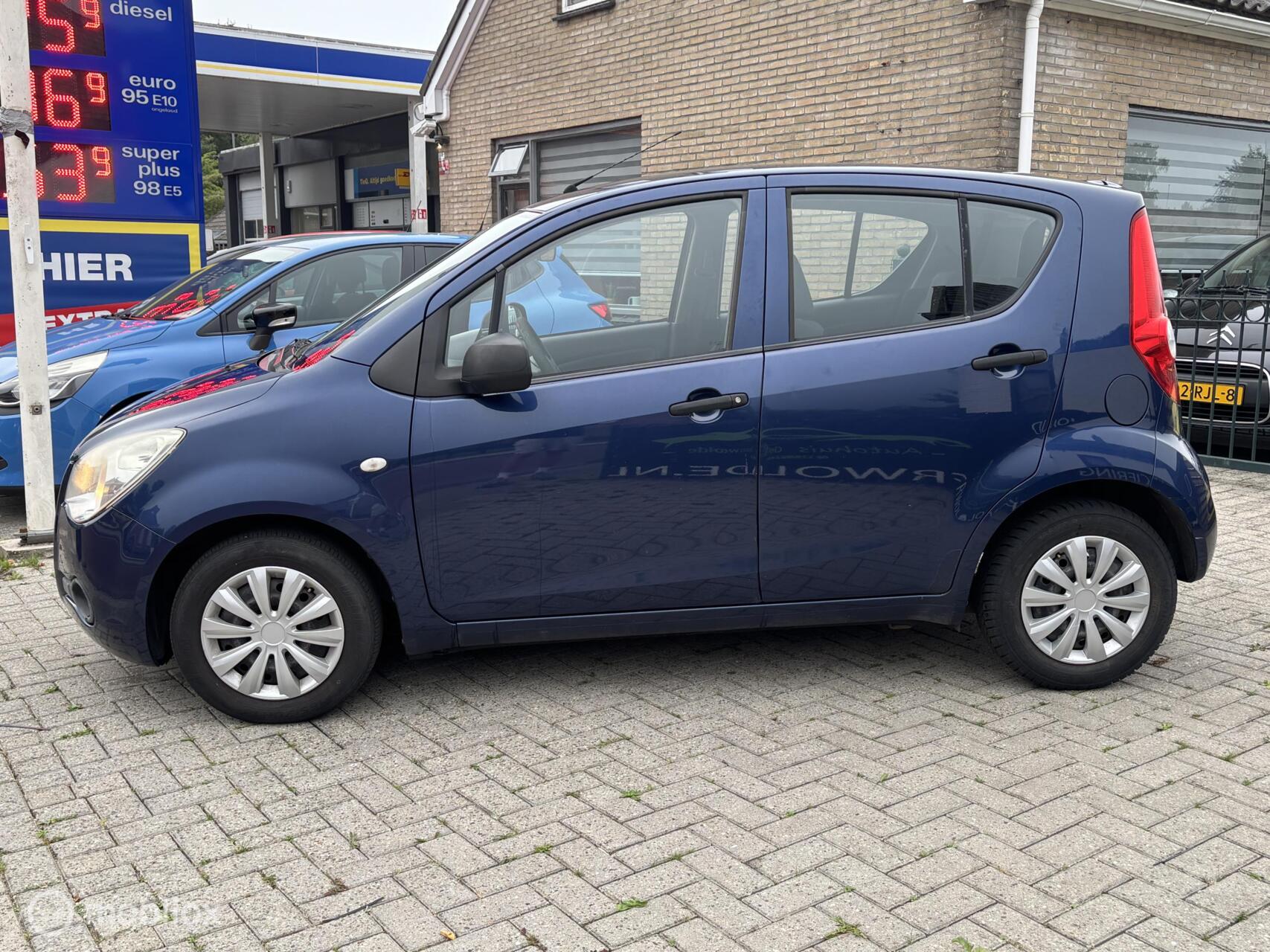 Foto van Opel Agila