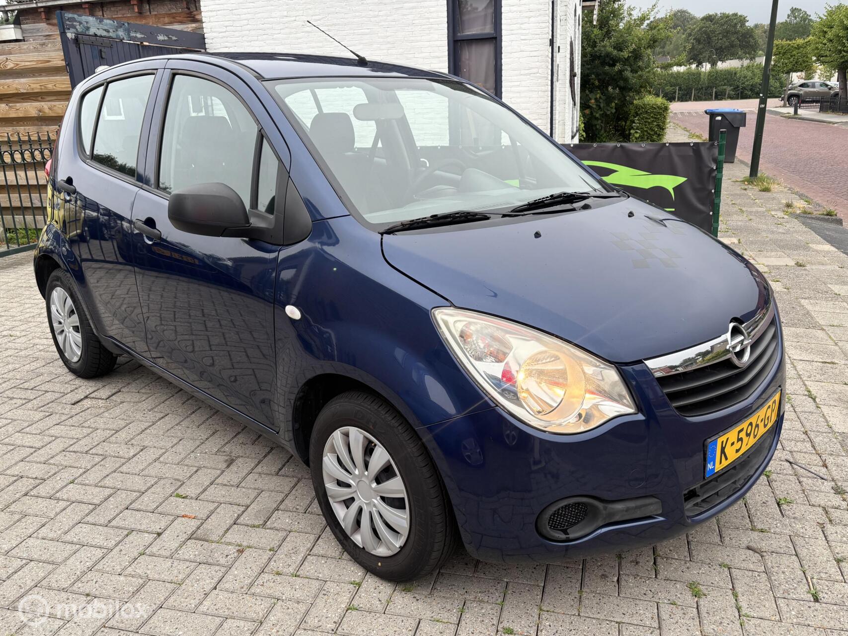 Foto van Opel Agila