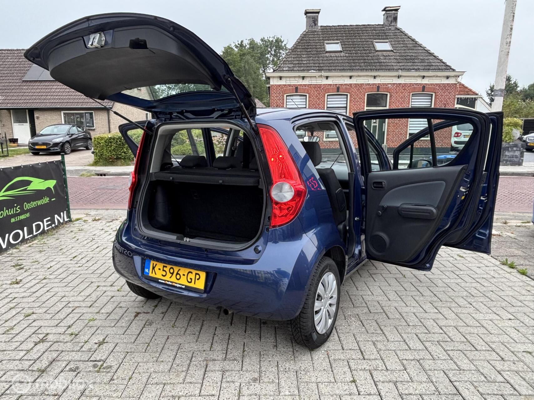 Foto van Opel Agila