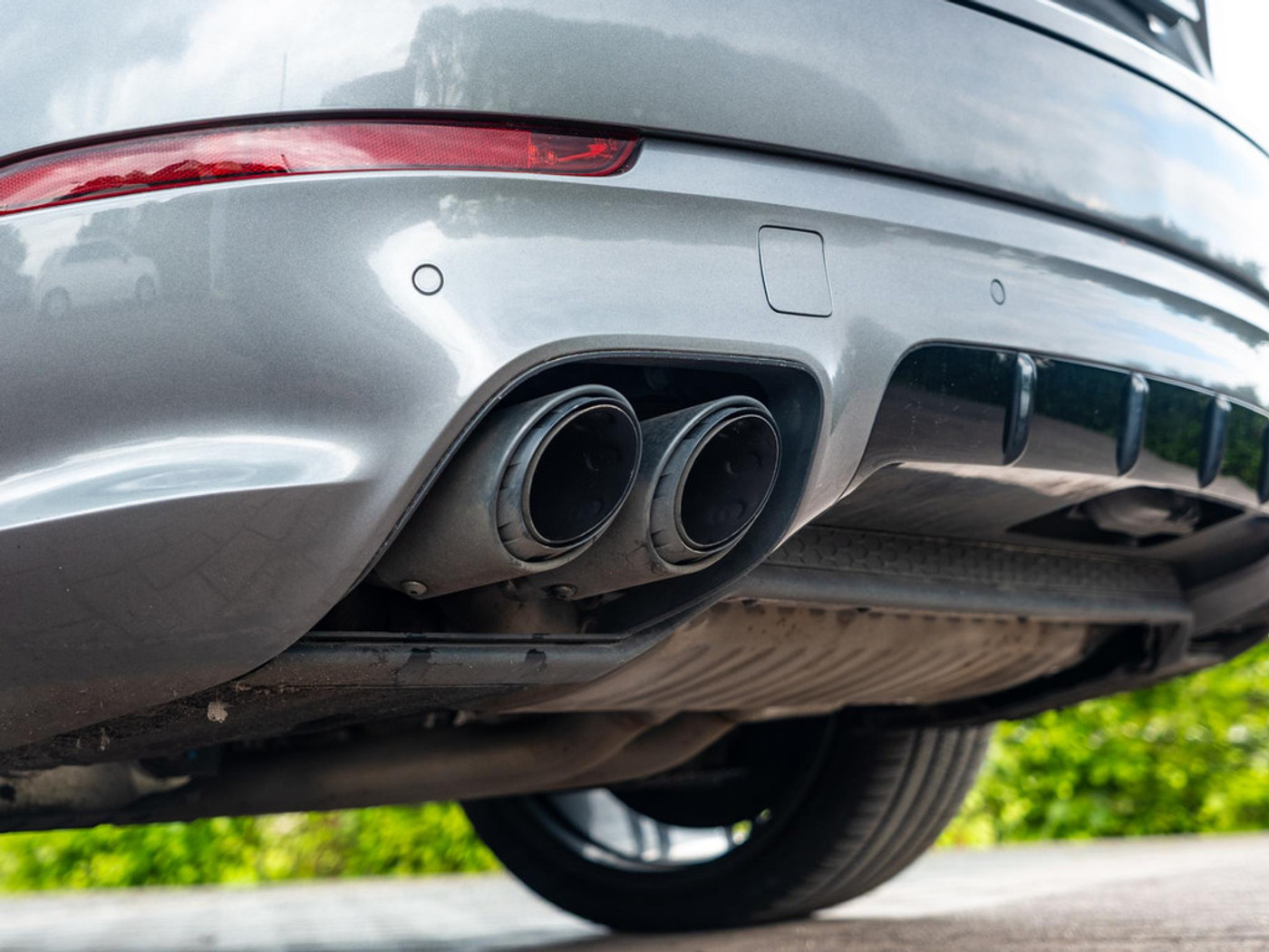 Foto van Porsche Cayenne Turbo S E-hybrid
