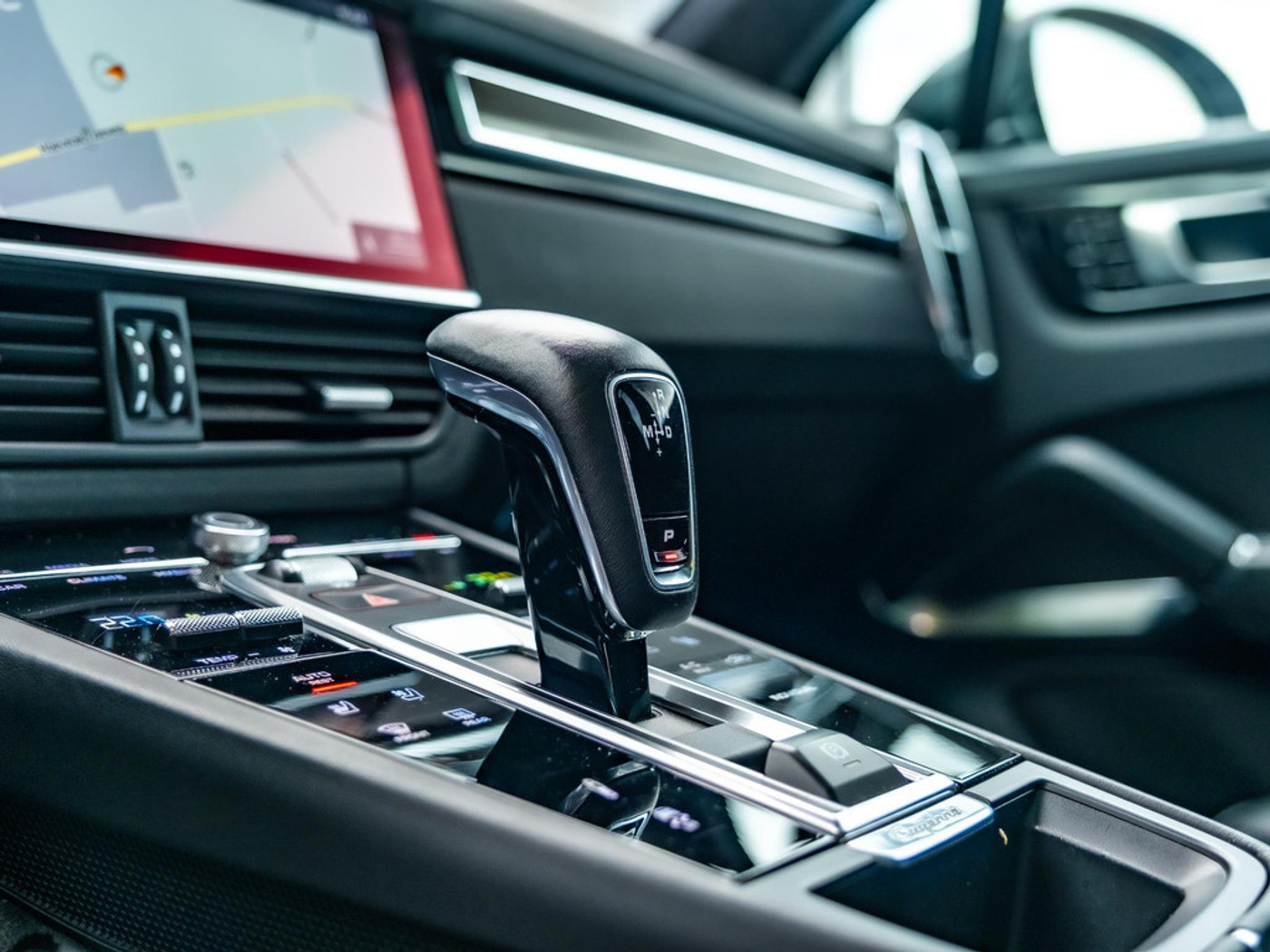 Foto van Porsche Cayenne Turbo S E-hybrid