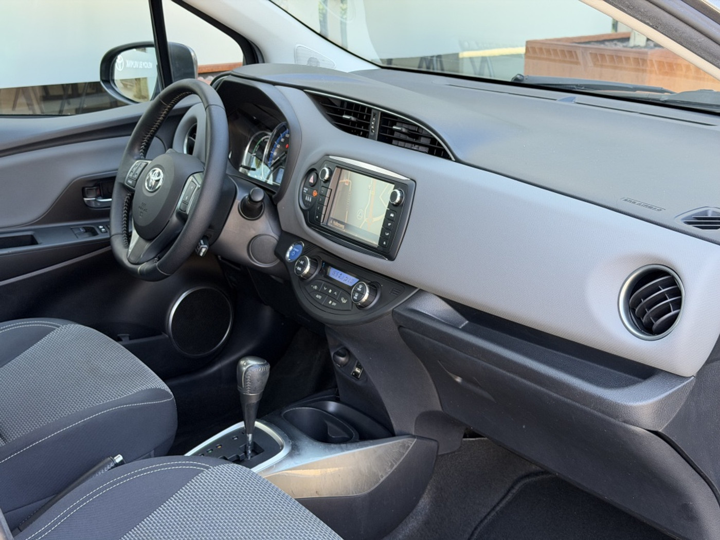 Foto van Toyota Toyota Yaris Hybrid