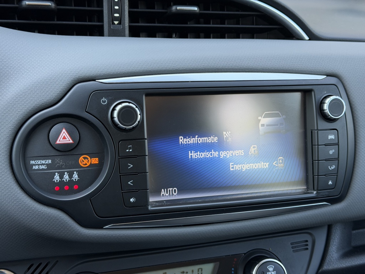 Foto van Toyota Toyota Yaris Hybrid