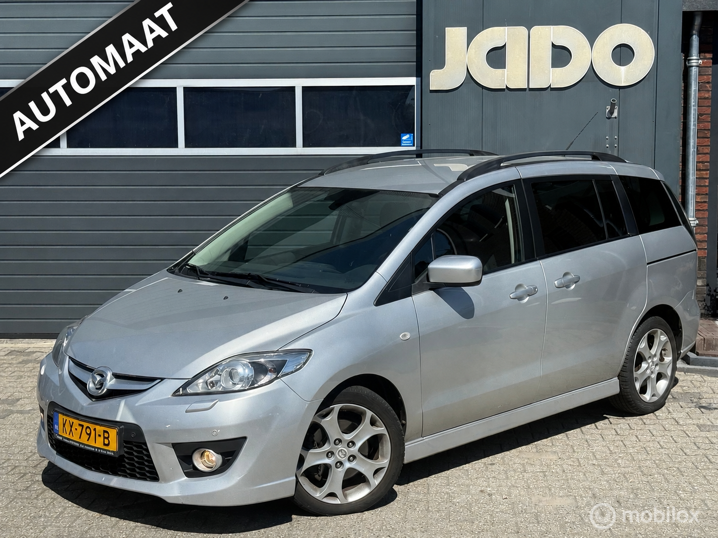 Mazda Mazda 5 2.0 Business 7persoons automaat 2010 - voorkant