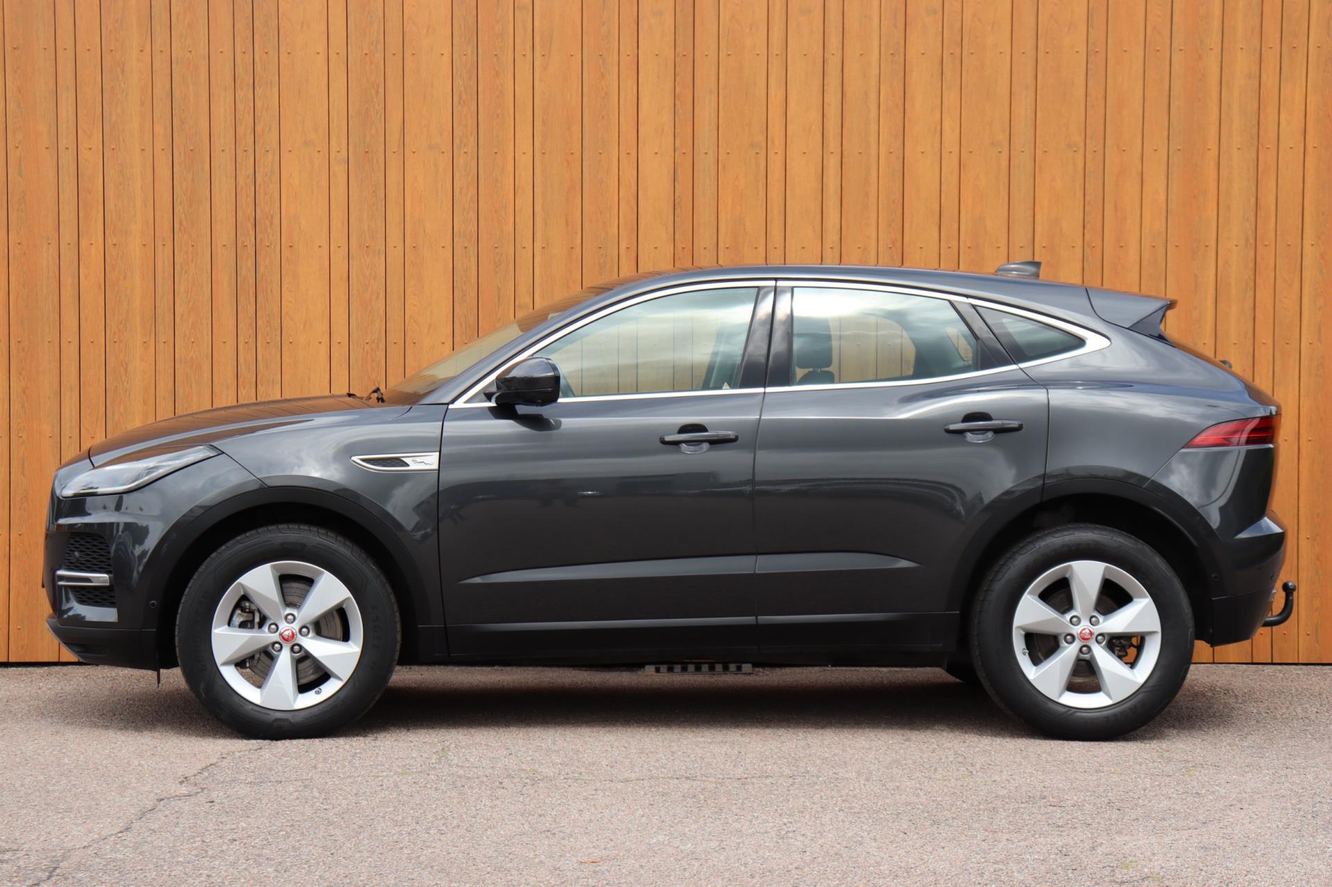 Foto van Jaguar E-pace
