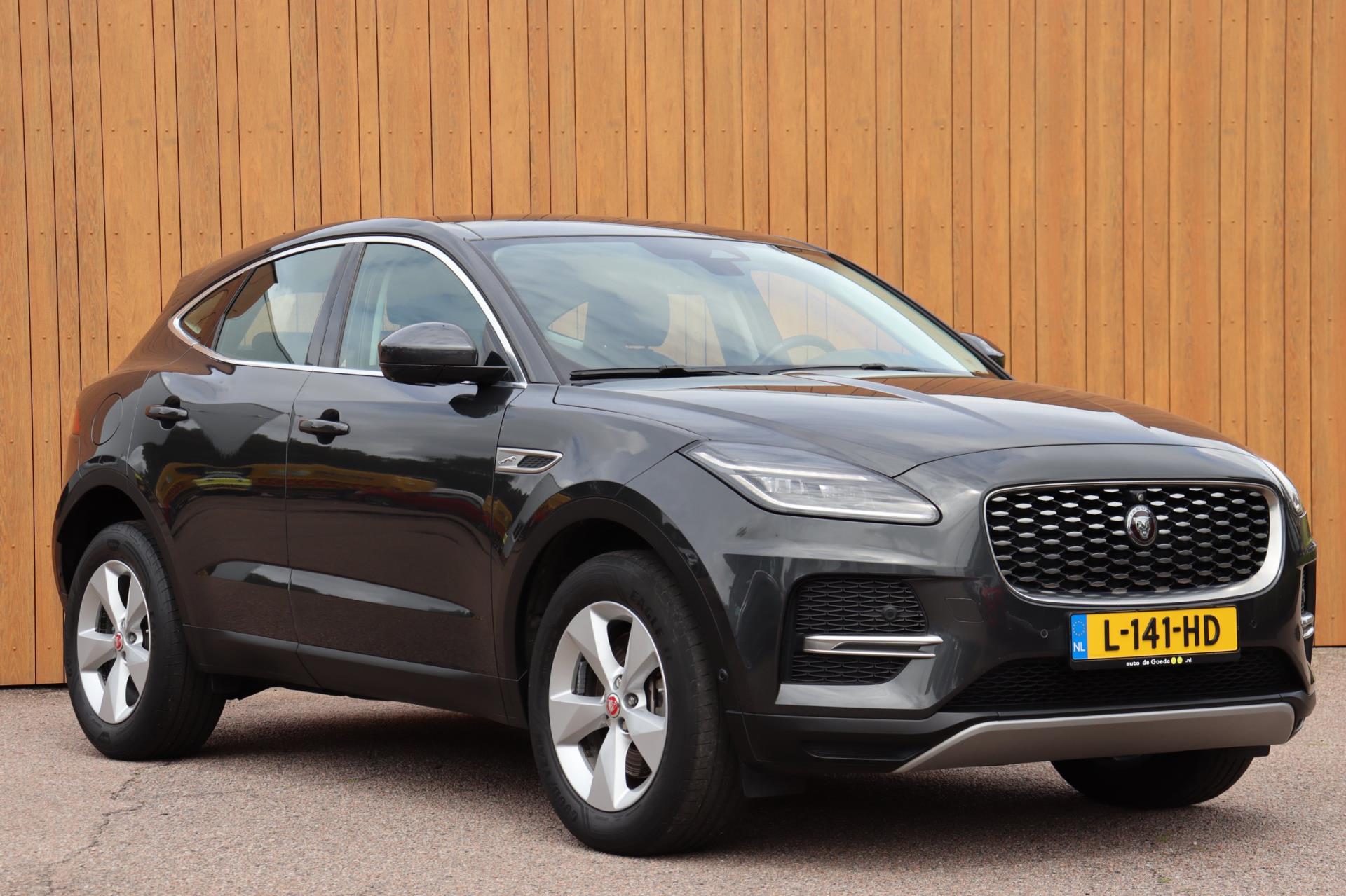 Foto van Jaguar E-pace
