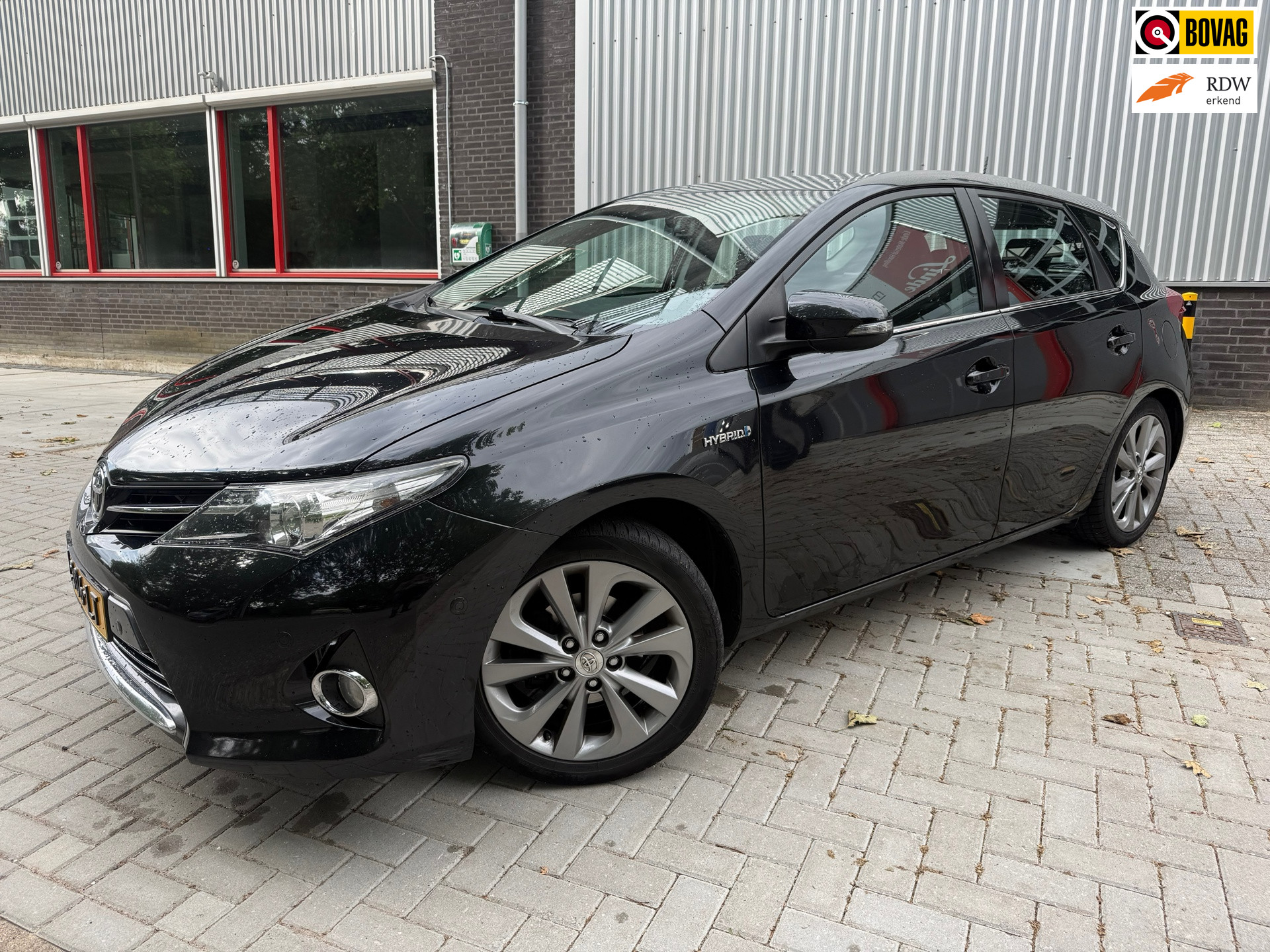 Toyota Auris 1.8 Hybrid Executive/Navi/Camera/Cruise 2013 - voorkant