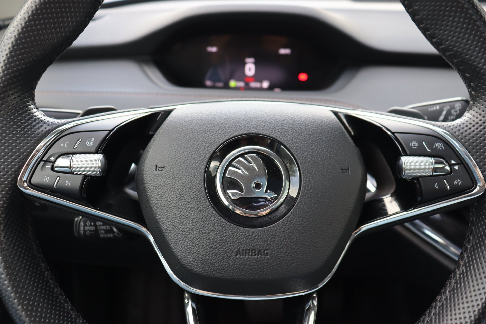 Foto van Skoda Enyaq 60