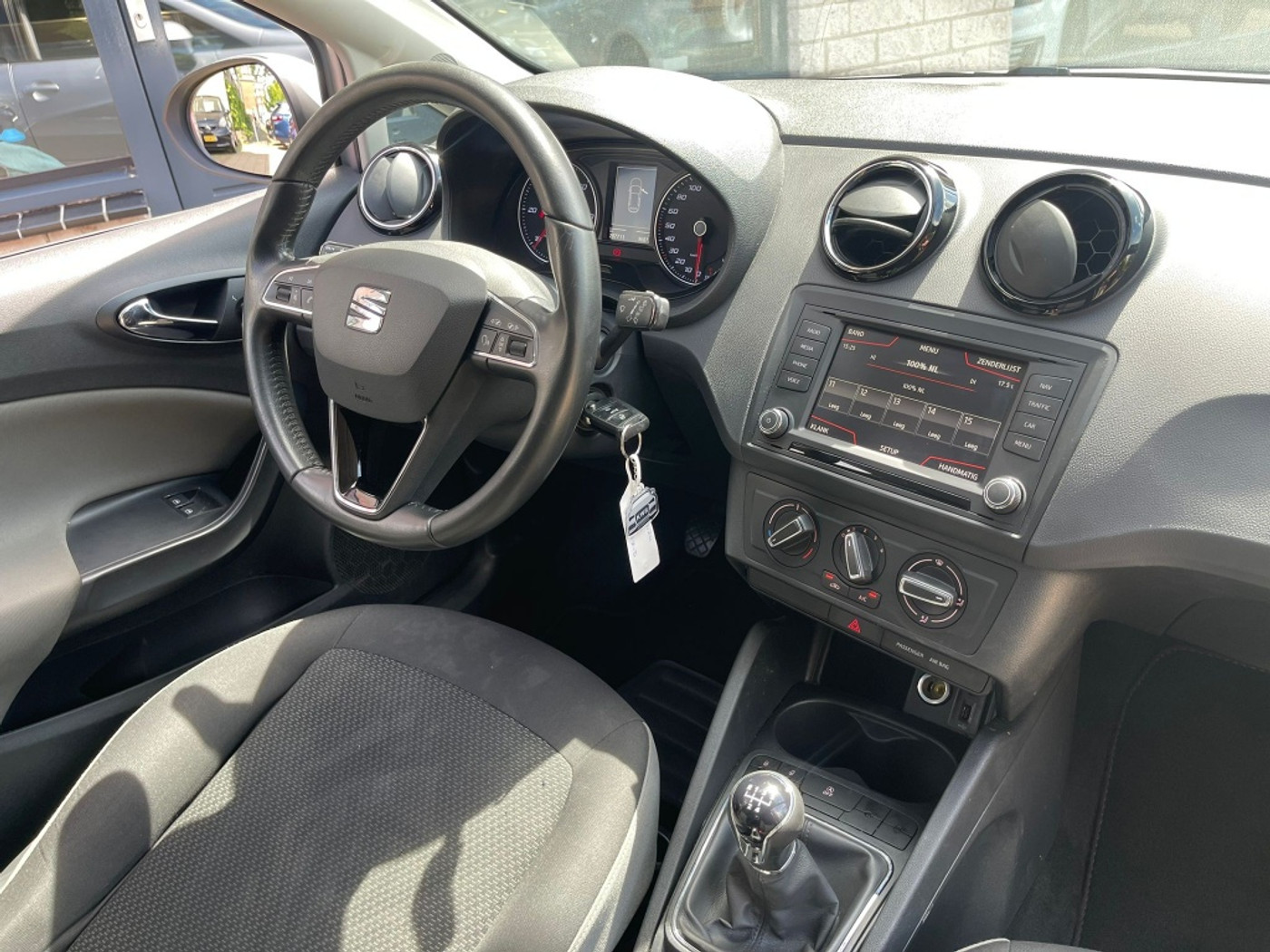 Foto van Seat Ibiza ST