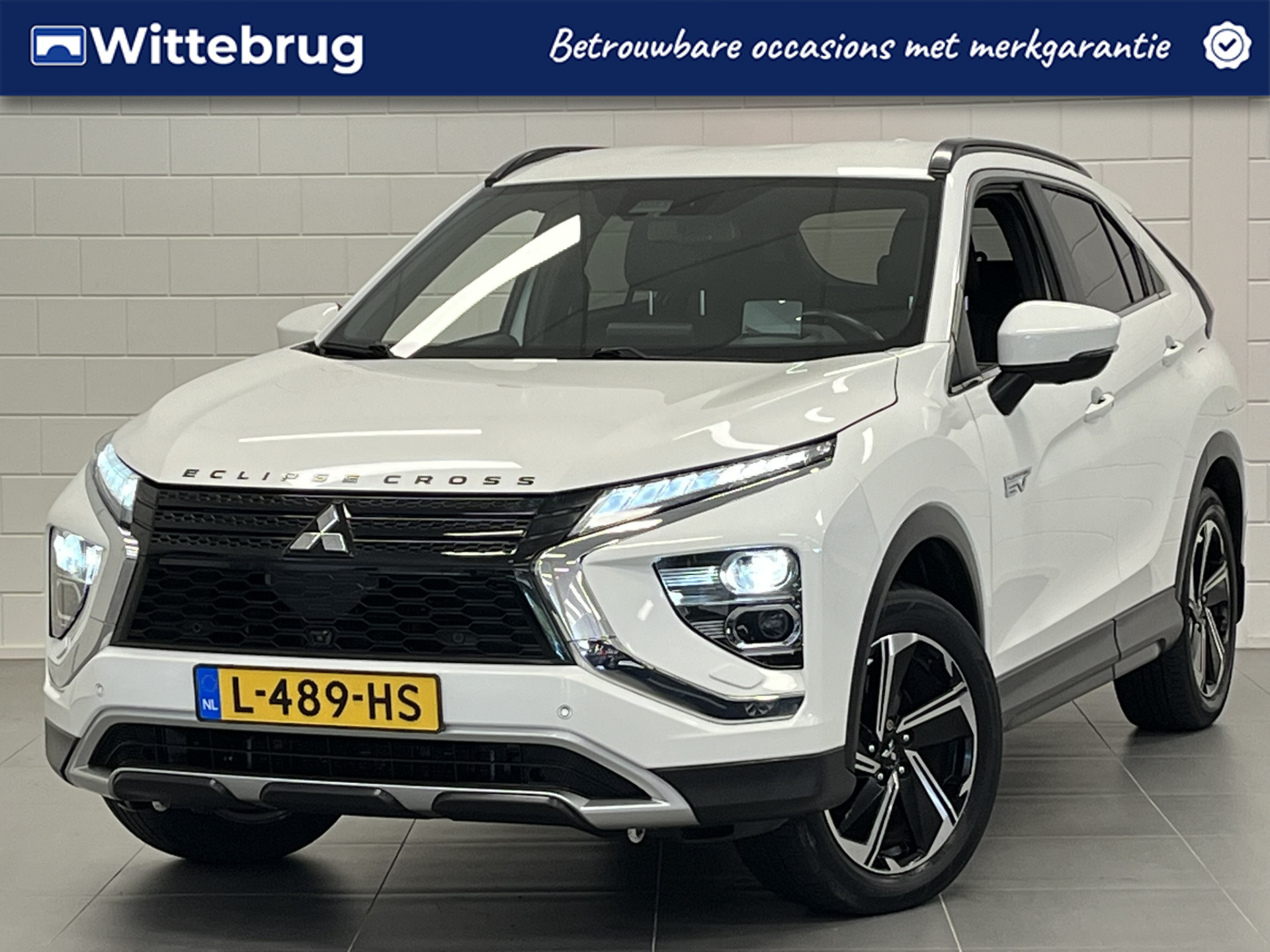 Mitsubishi Mitsubishi Eclipse Cross 2.4 PHEV First Edition 2021 - voorkant