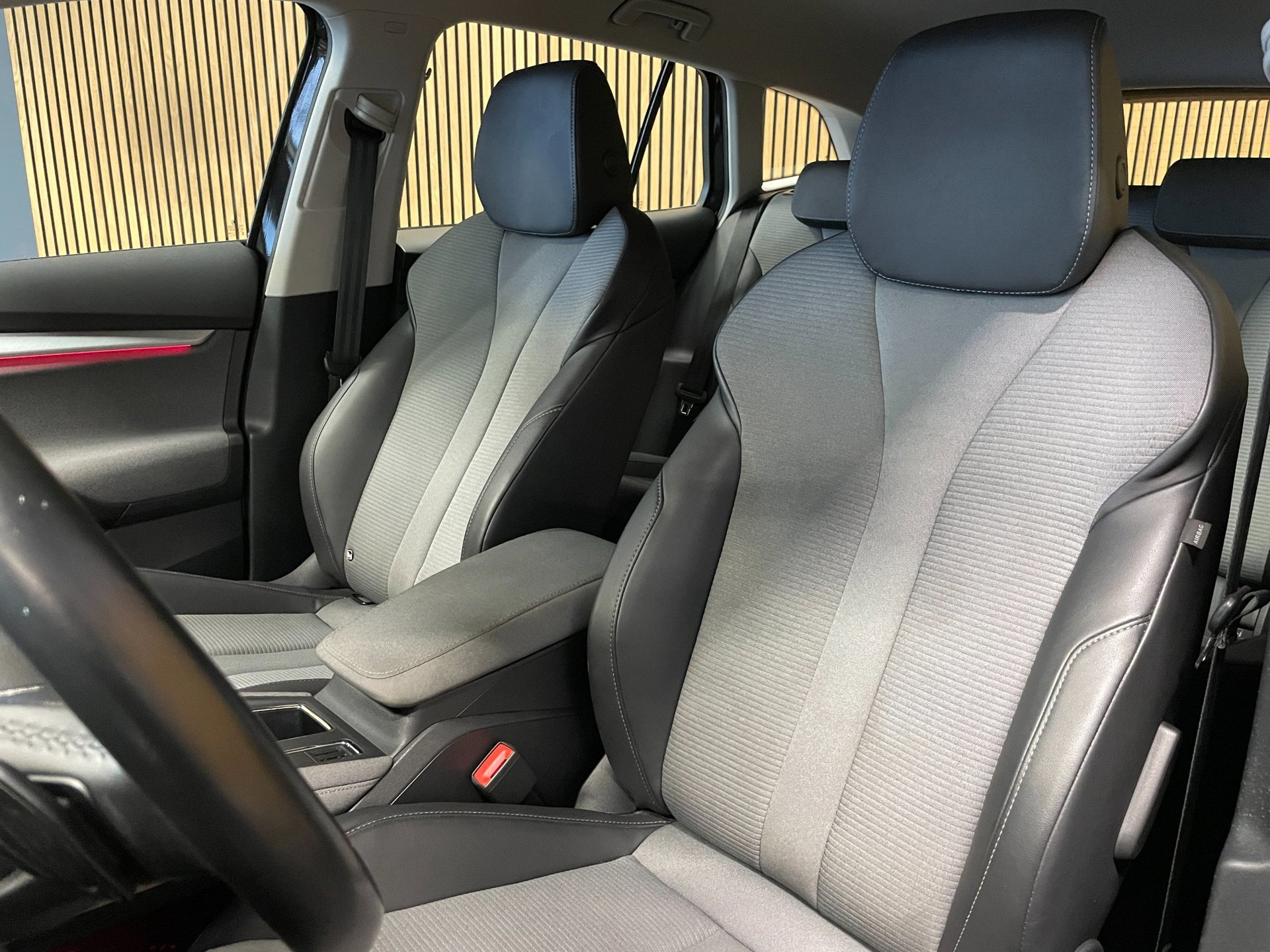 Foto van Skoda Enyaq 80
