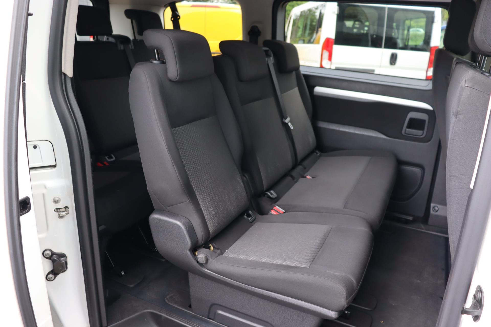 Foto van Peugeot Traveller