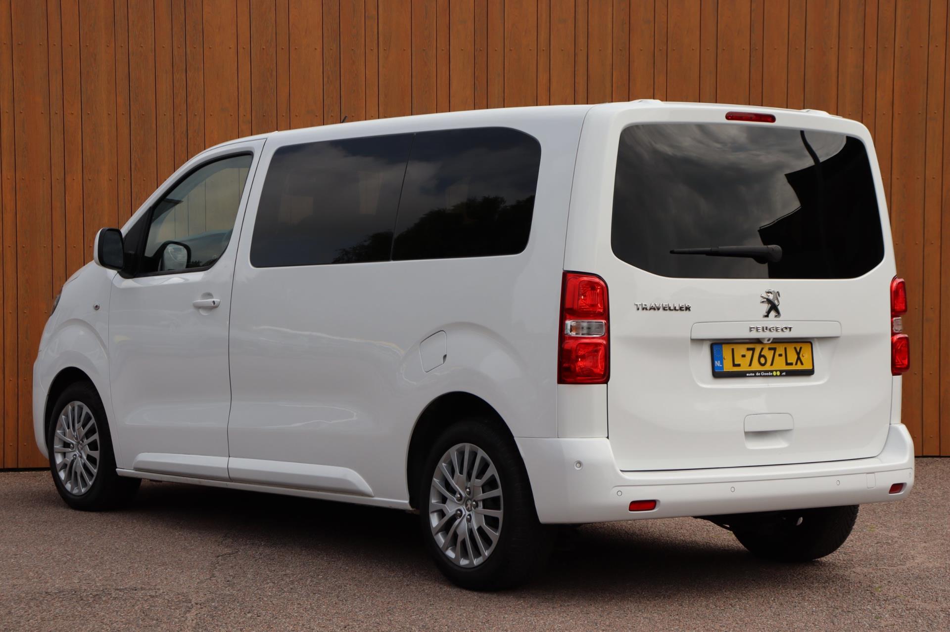 Foto van Peugeot Traveller