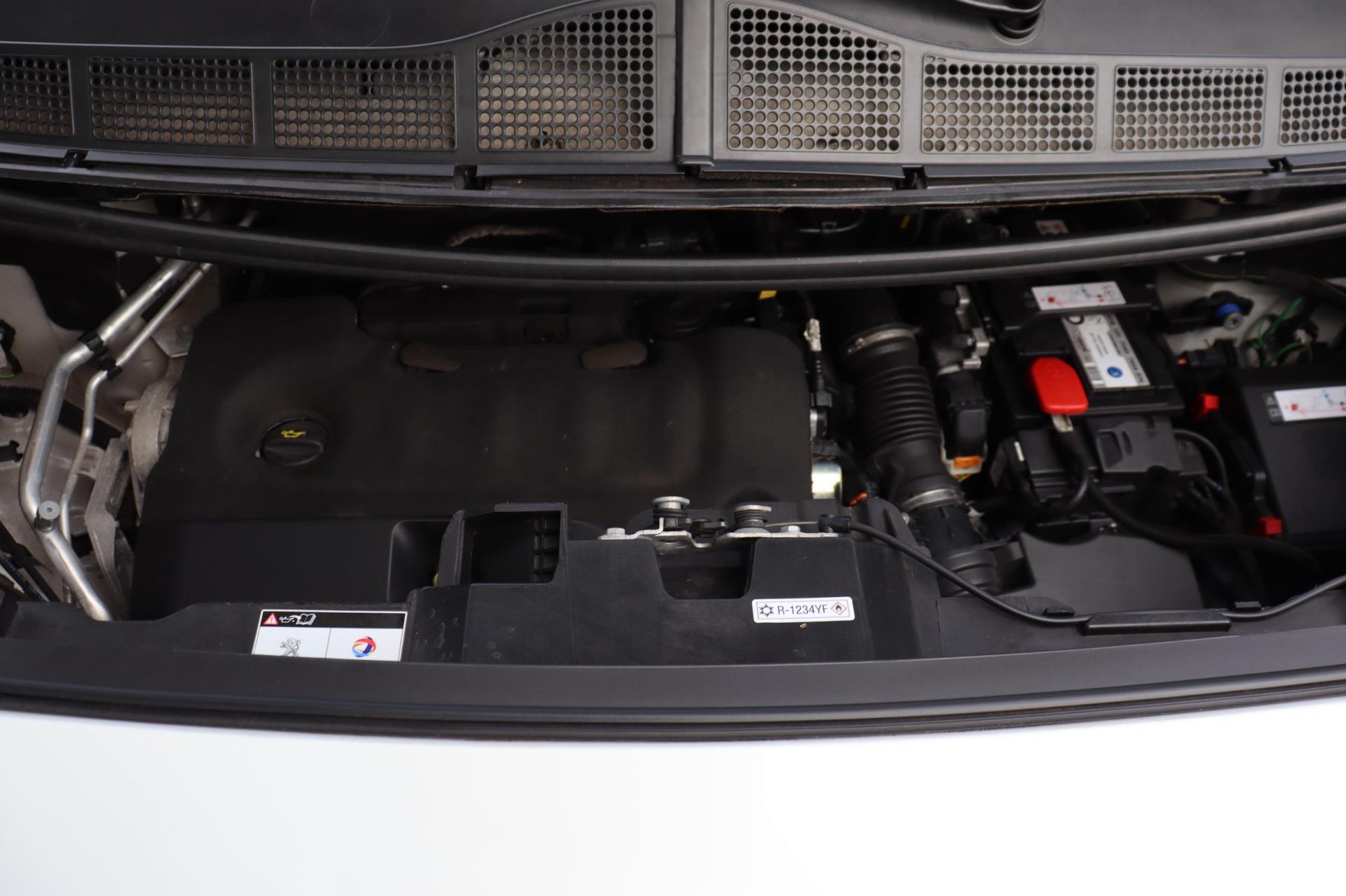 Foto van Peugeot Traveller