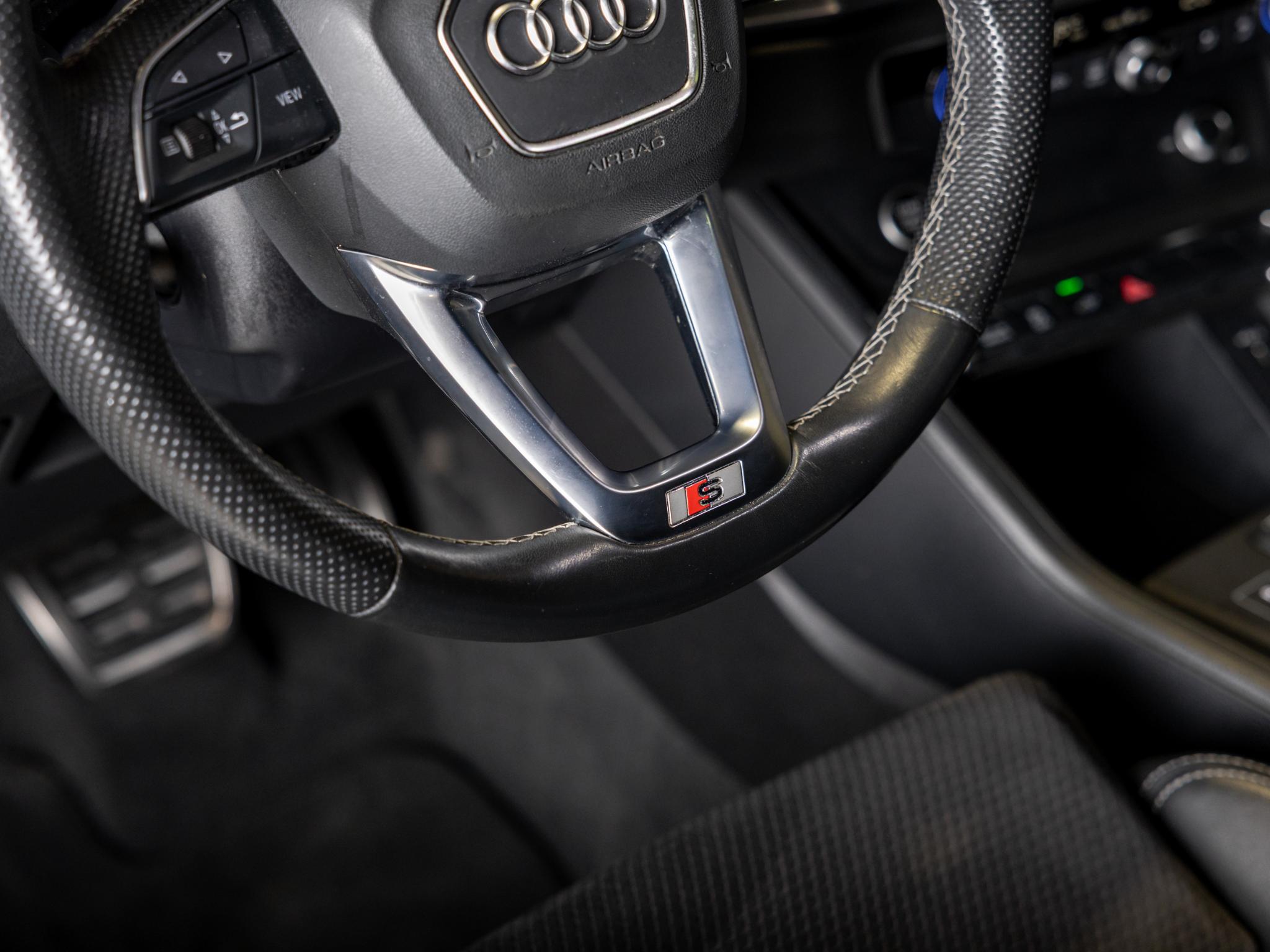 Foto van Audi Q3 E-tron