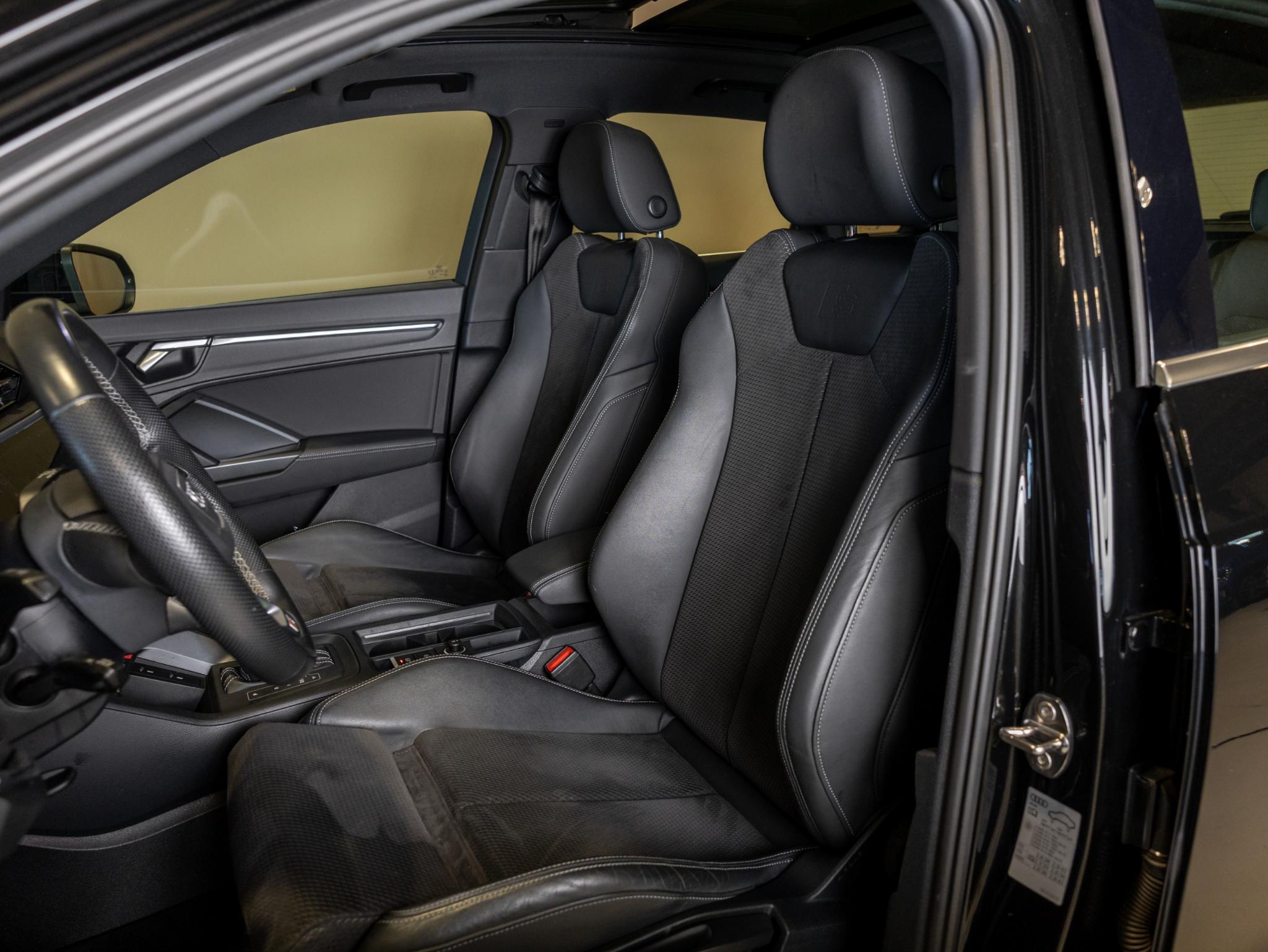 Foto van Audi Q3 E-tron