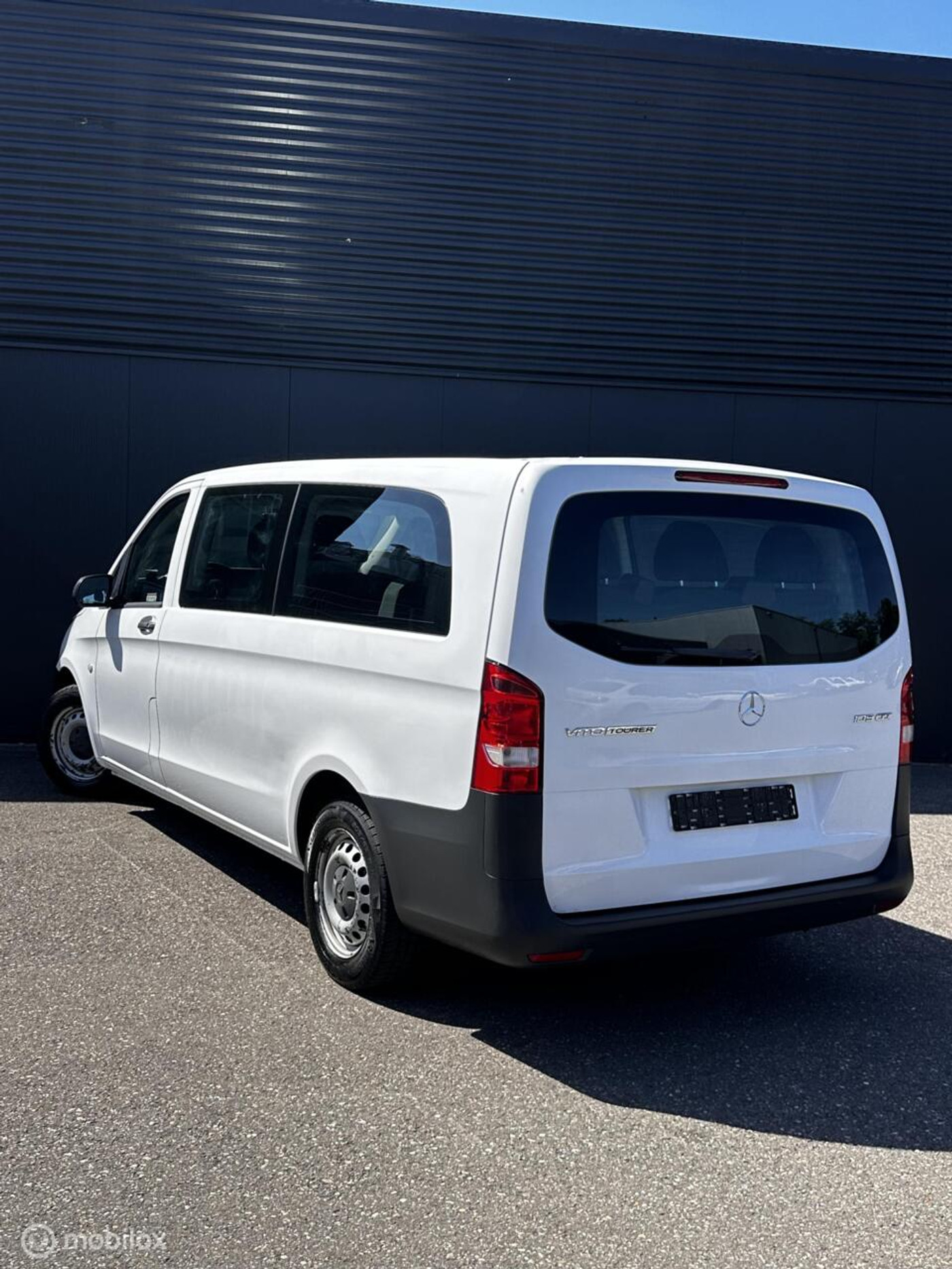 Foto van Mercedes-Benz Vito Tourer